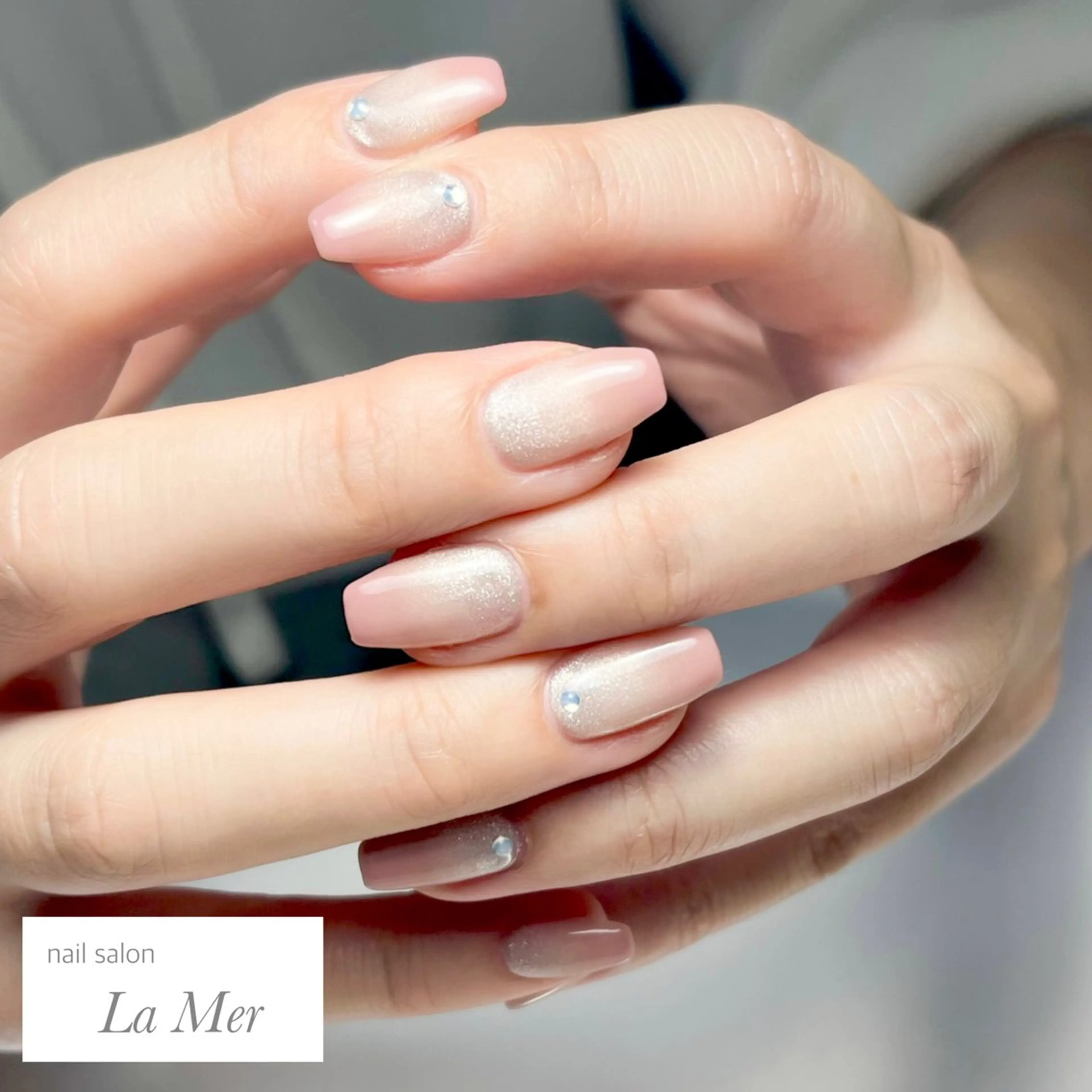 ネイル グラデーション マグネットネイル オフィスネイル ピンク ピンクベージュ ハンドネイル nailsalon La Merのネイルデザイン