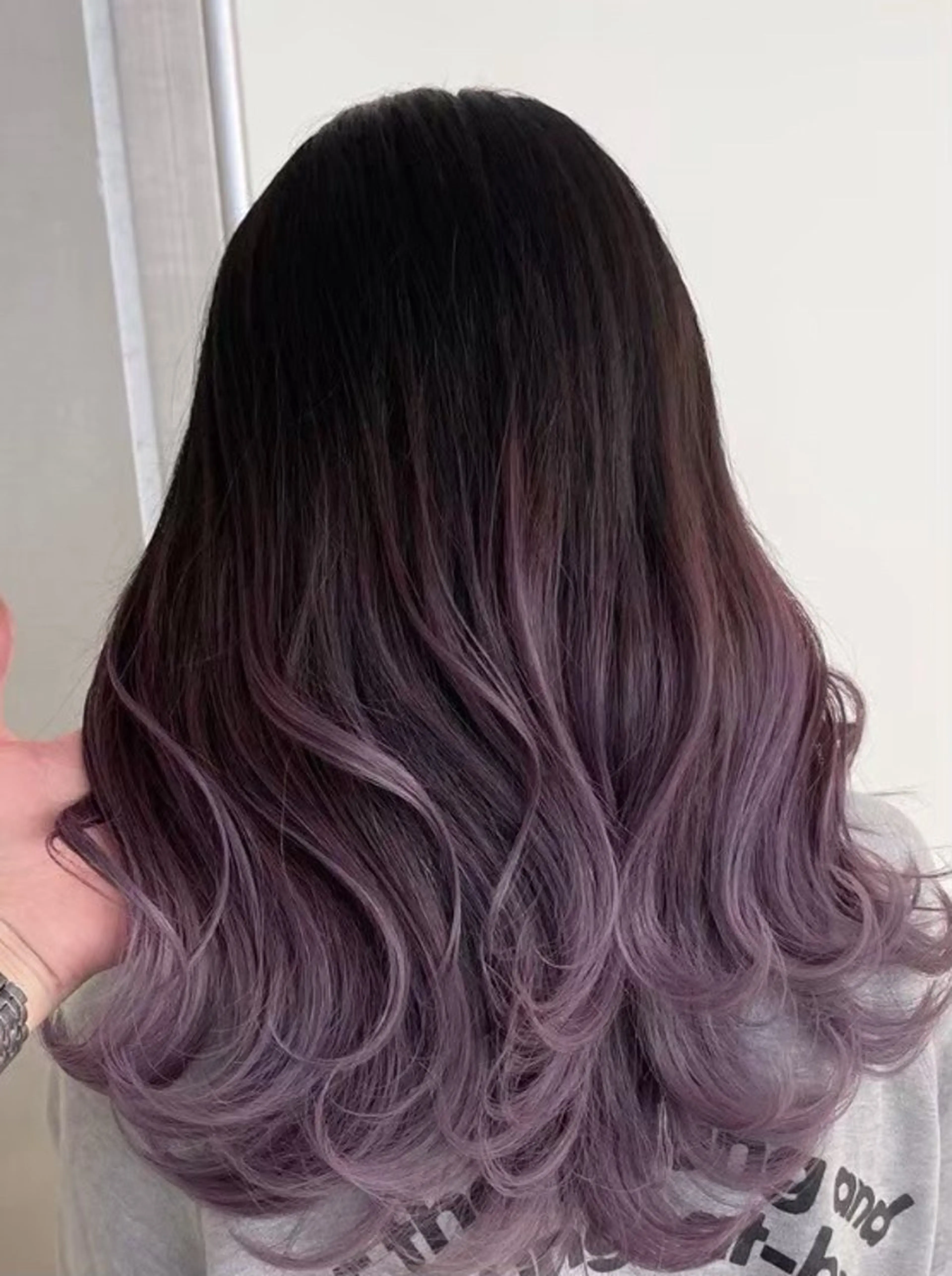 ロング カラー パープルカラー 暖色カラー🩷 ハイトーン🦋/紗矢のヘアスタイル