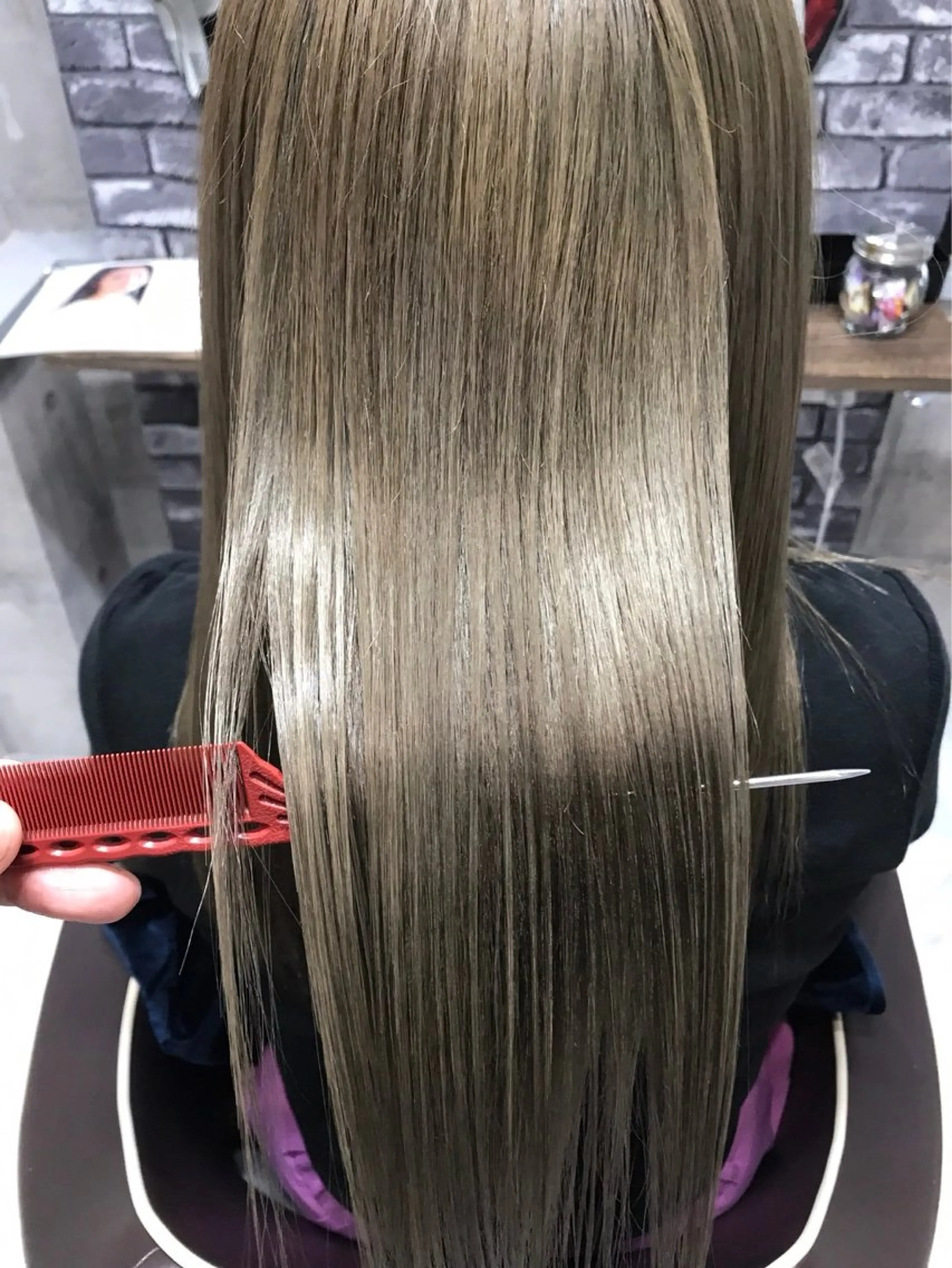 ロング ヘアカラー トリートメント Carrefour LOCO Kyogoku八潮店【カルフールロコキョウゴク】所属・LOCO Aikaのヘアスタイル