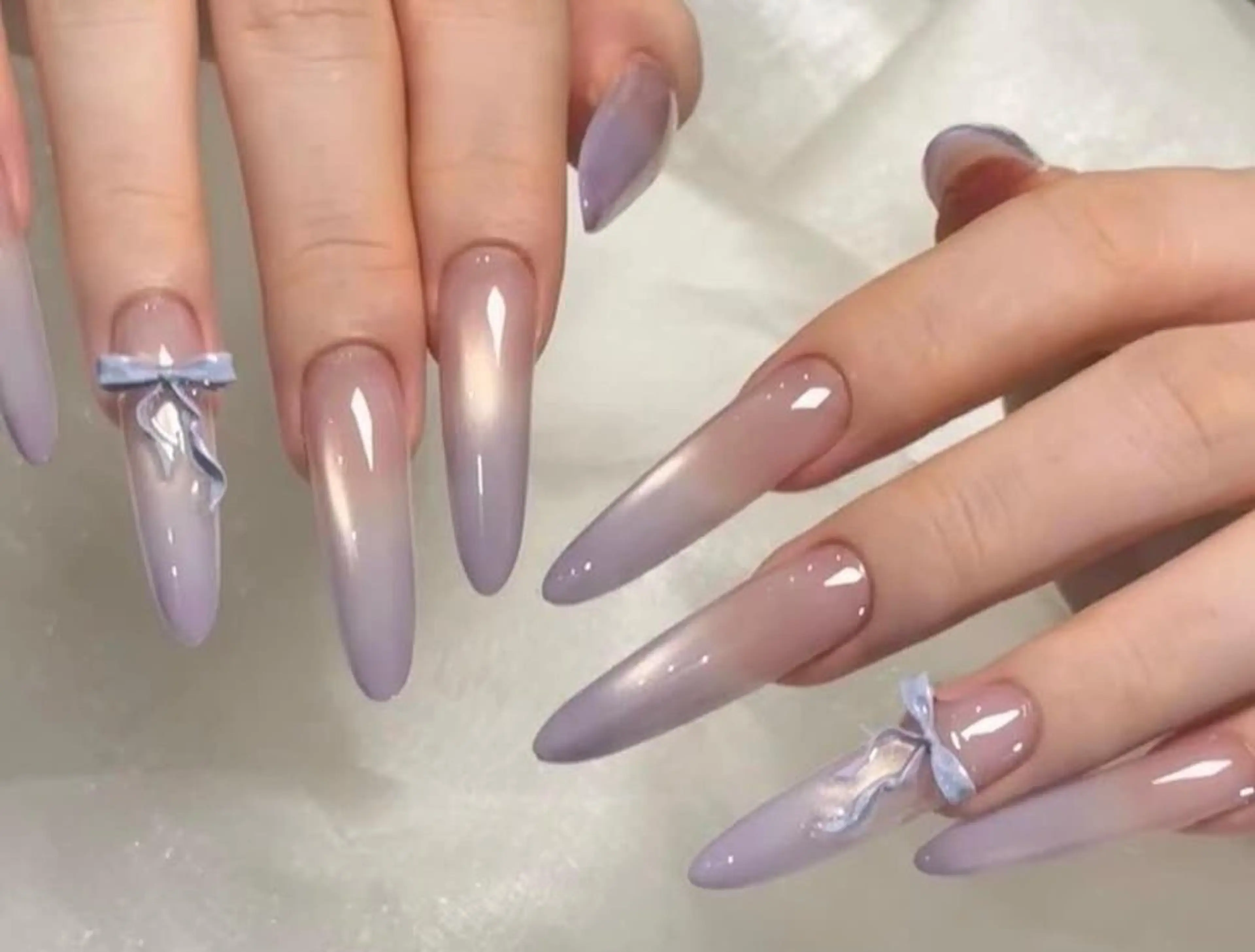 ネイル 小島 阿佑美のネイルデザイン