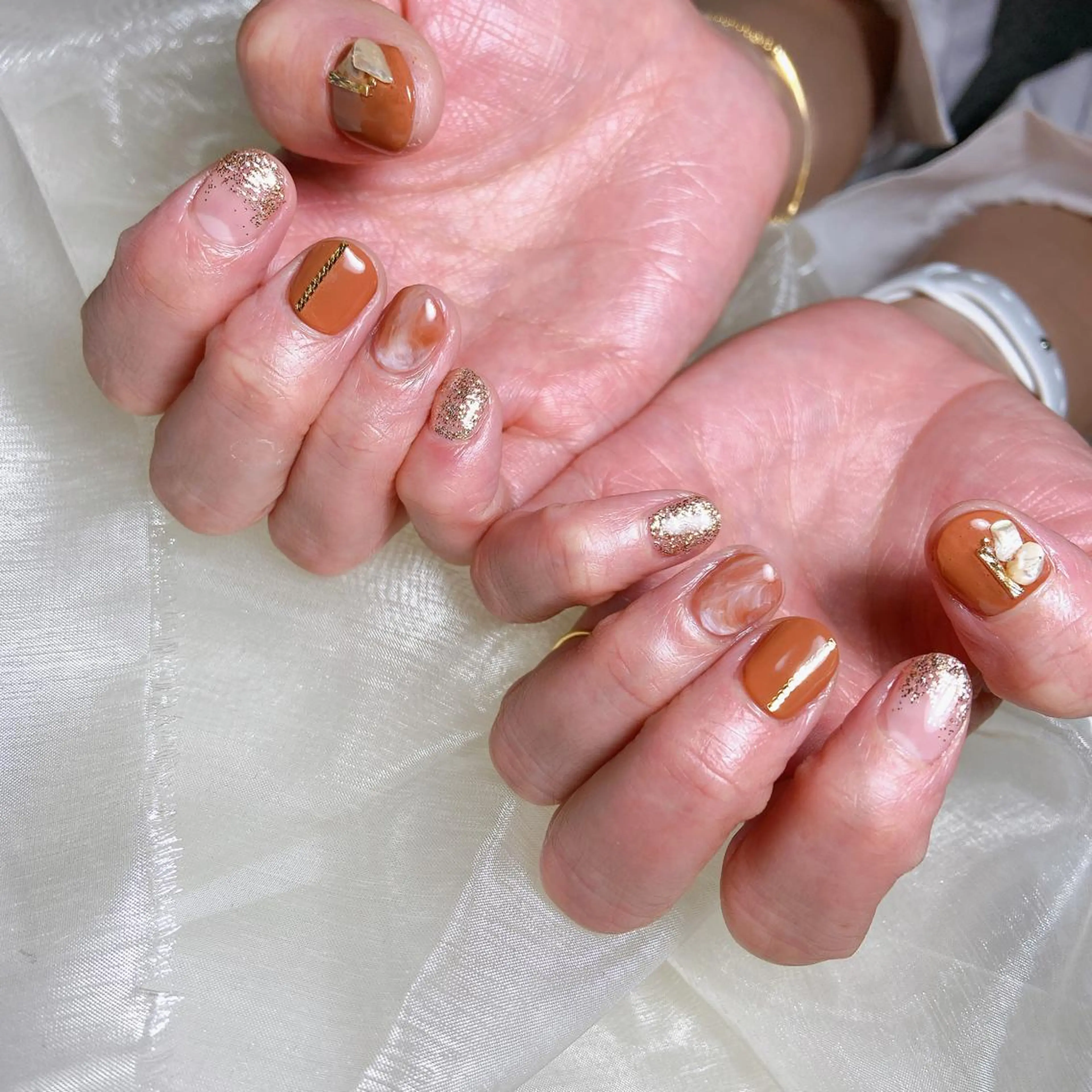 ネイル ニュアンスネイル オレンジ ハンドネイル nailsalon REJOICEのネイルデザイン