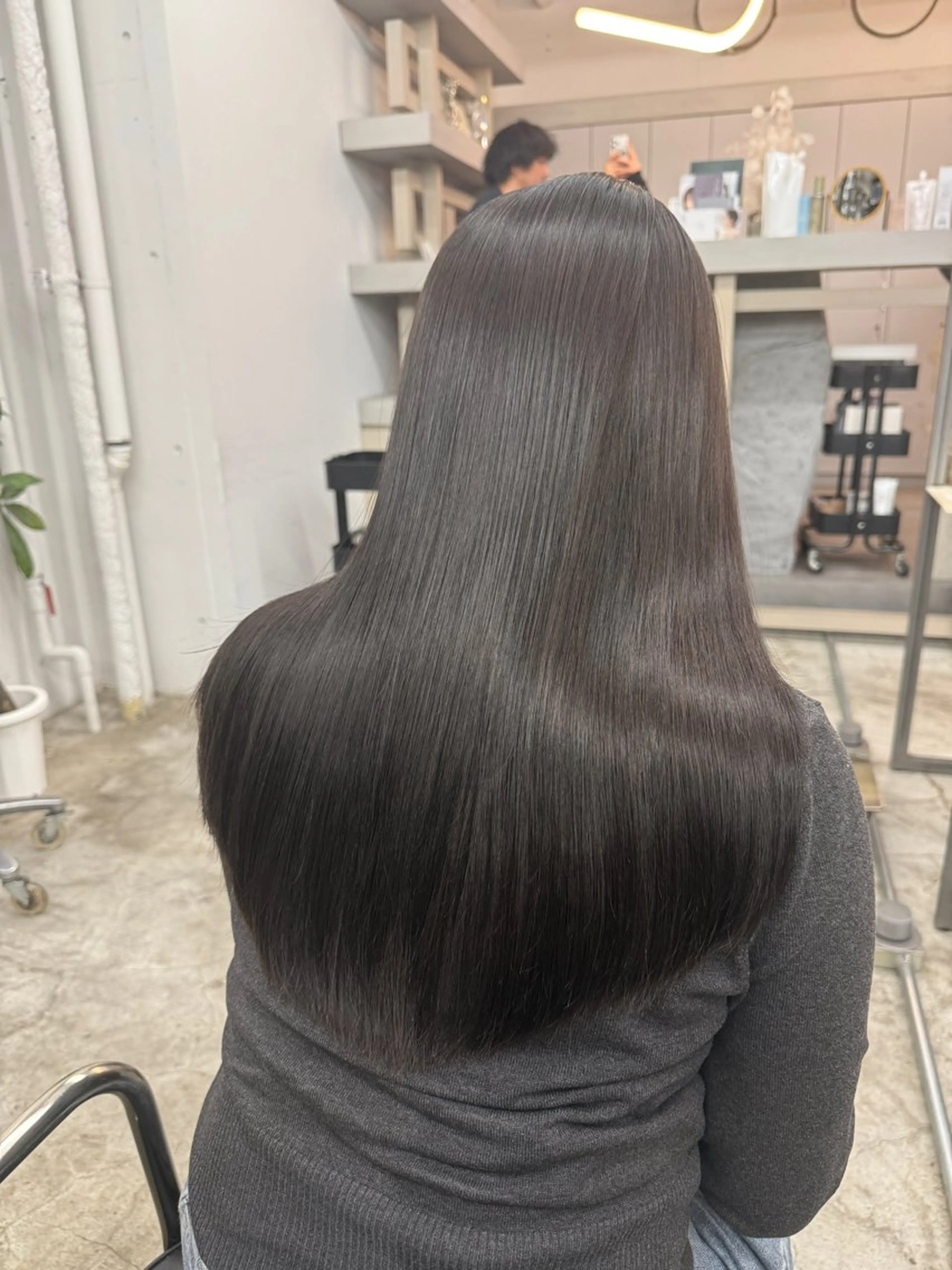 セミロング diptymoila harukiのヘアスタイル