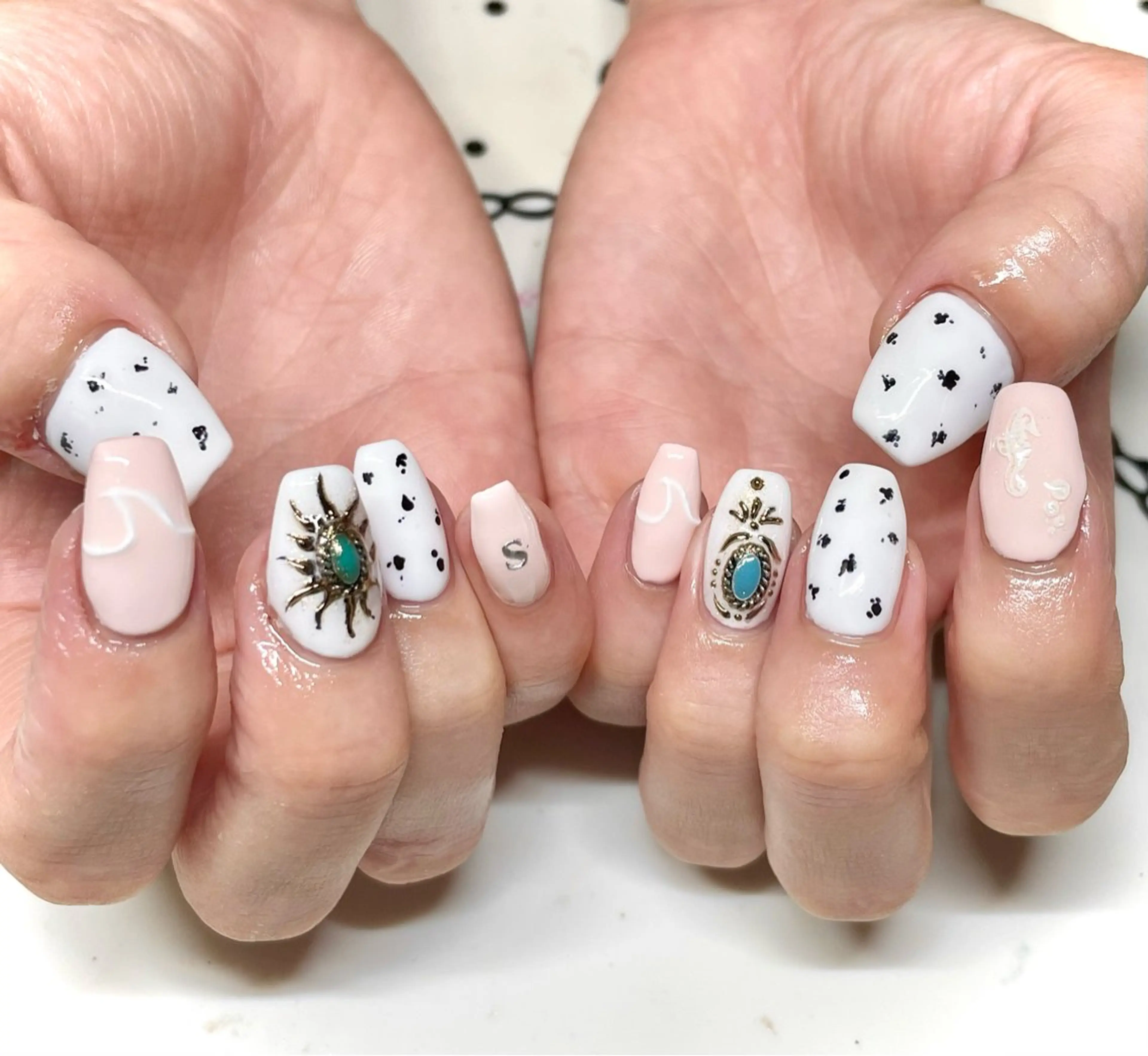 ネイル ハンドネイル nailsalon sugarr所属・nailist cocoのネイルデザイン