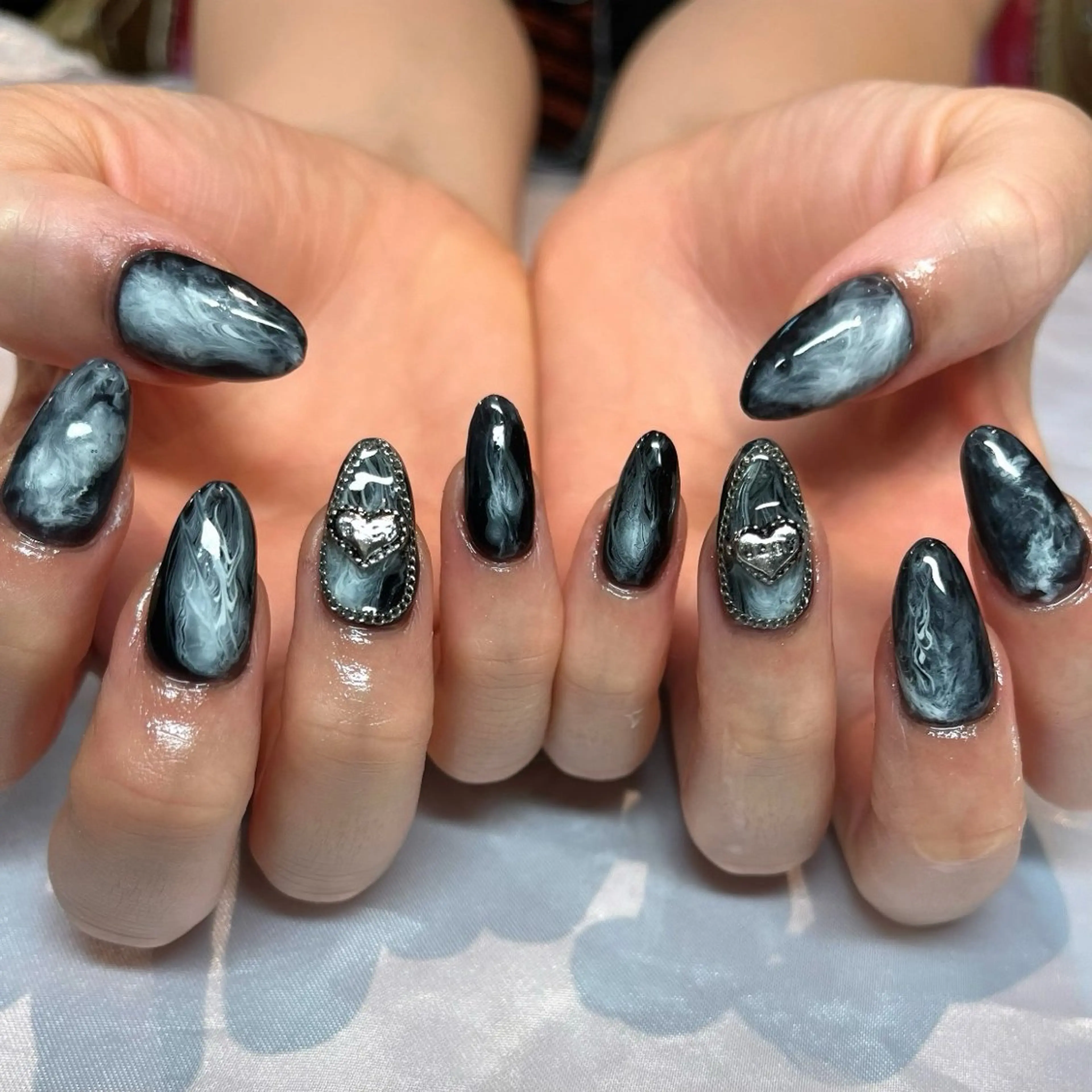 【新規限定🌹】初回オフ無料／スカルプ《ショート​〜​ミディアム》ゴージャスアート10本の写真