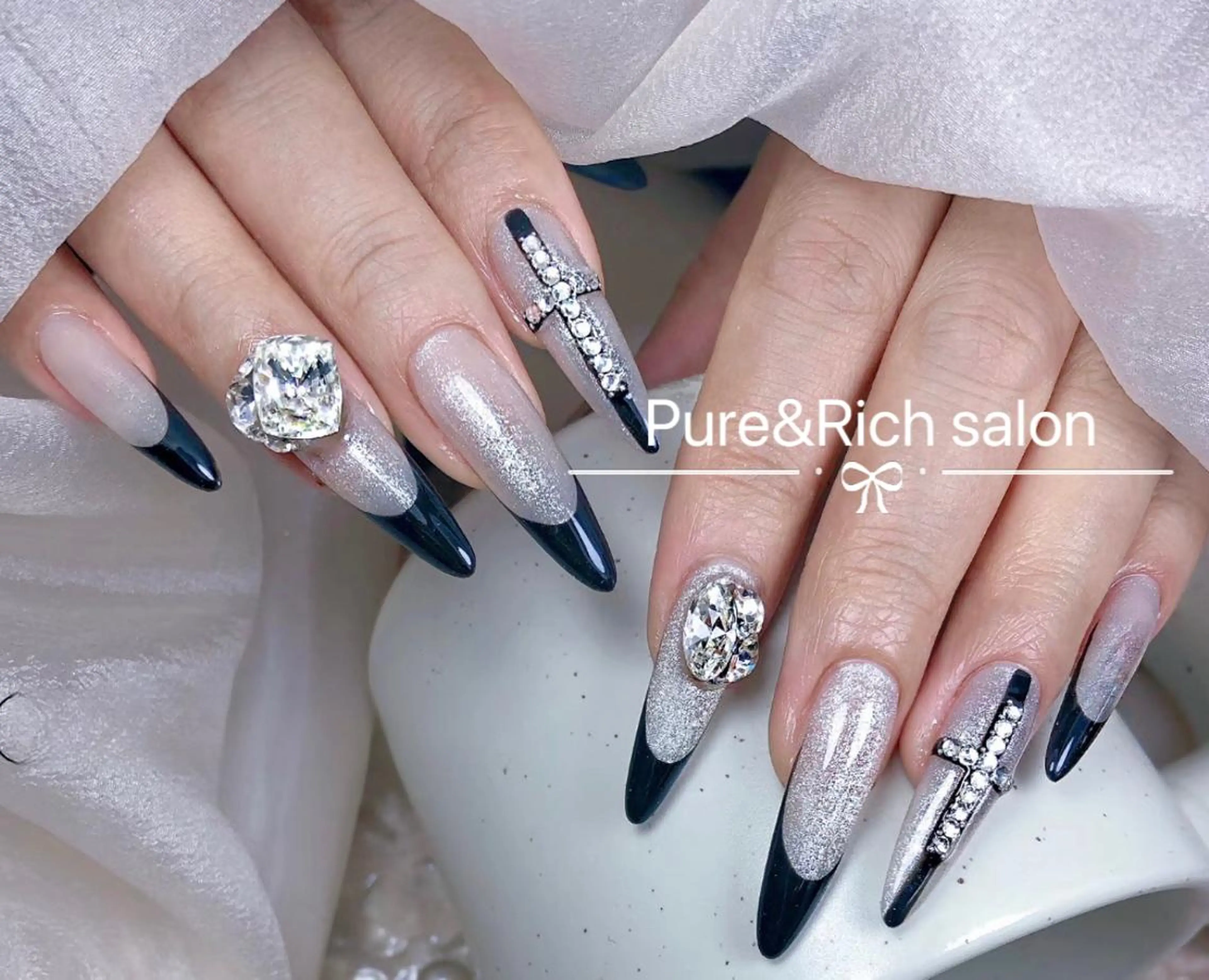 ネイル ハンドネイル 🎀 Ayaka_nailのネイルデザイン