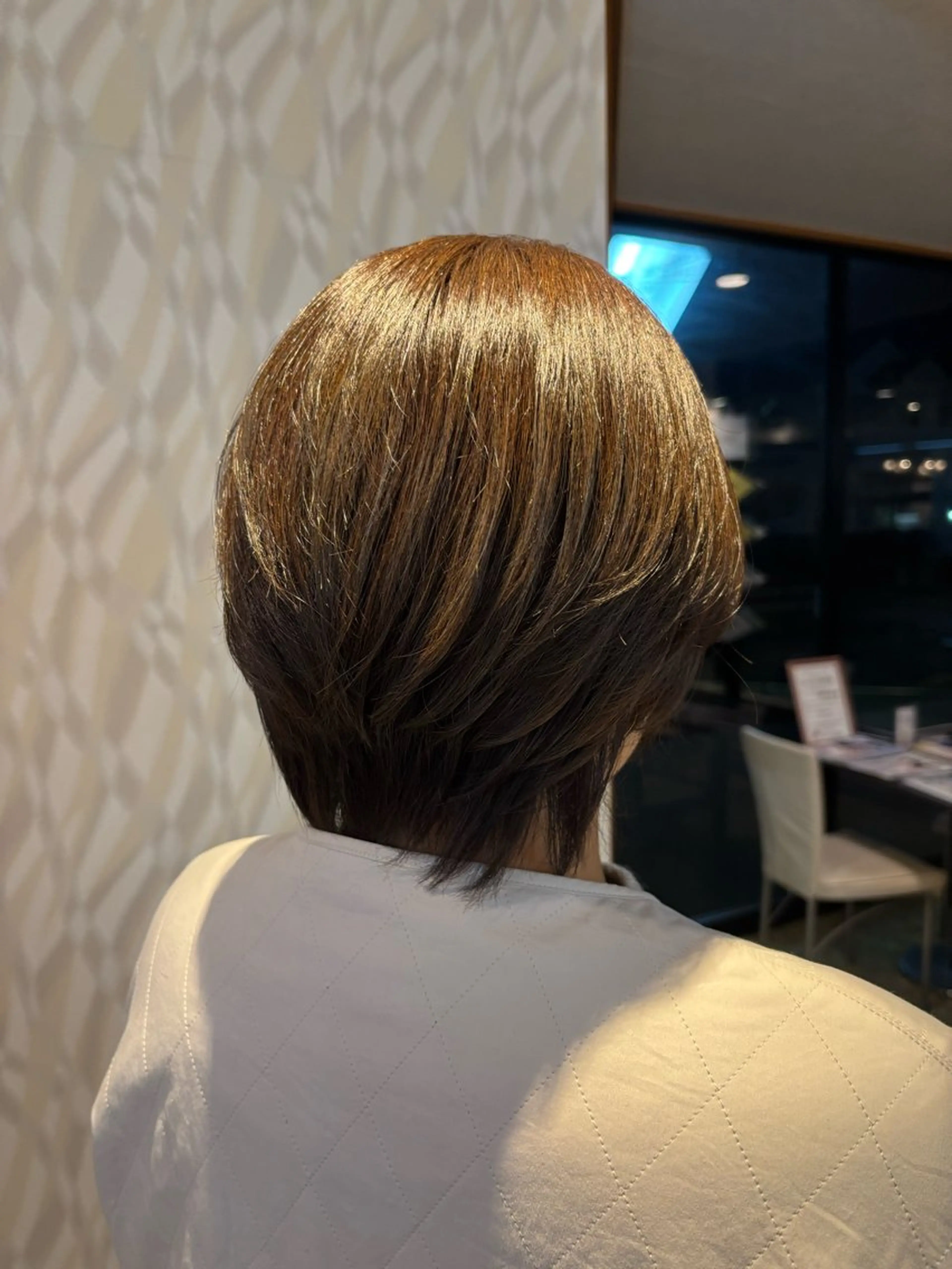 ショート カラー 亀山 来未のヘアスタイル