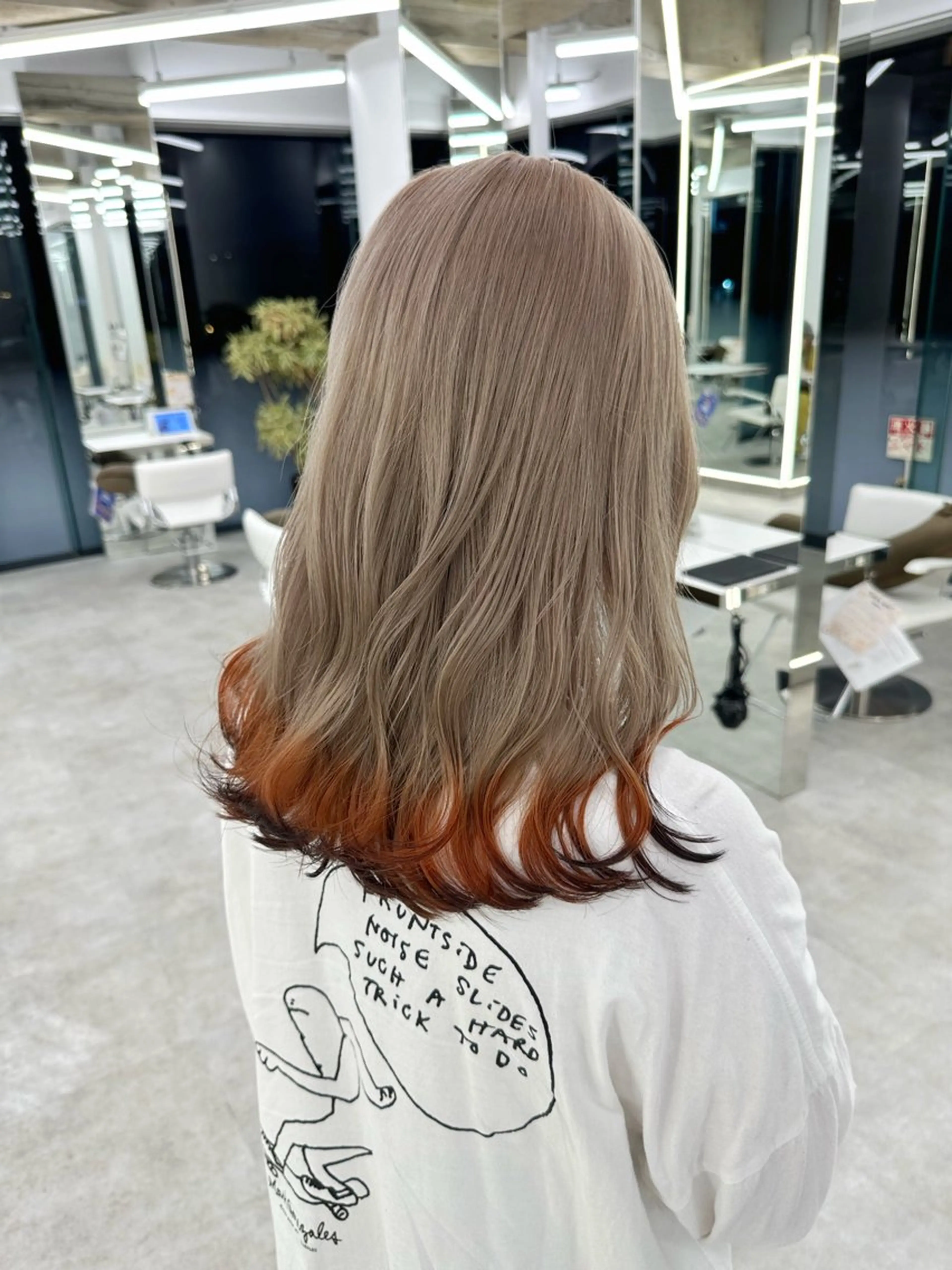 セミロング カラー ブリーチ指名No.1 Daikiのヘアスタイル