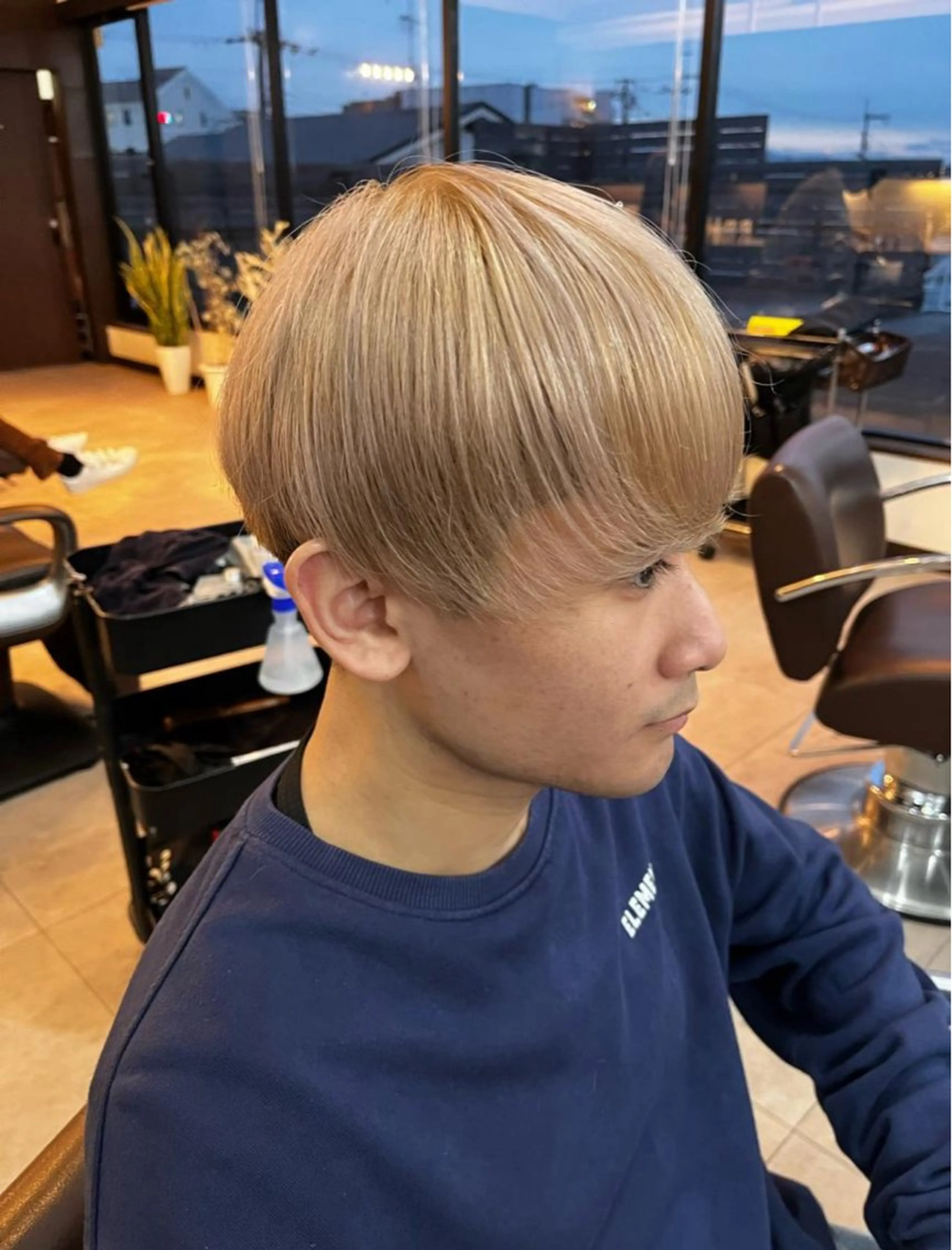 カラー ヘアカラー 新井 勢のヘアスタイル