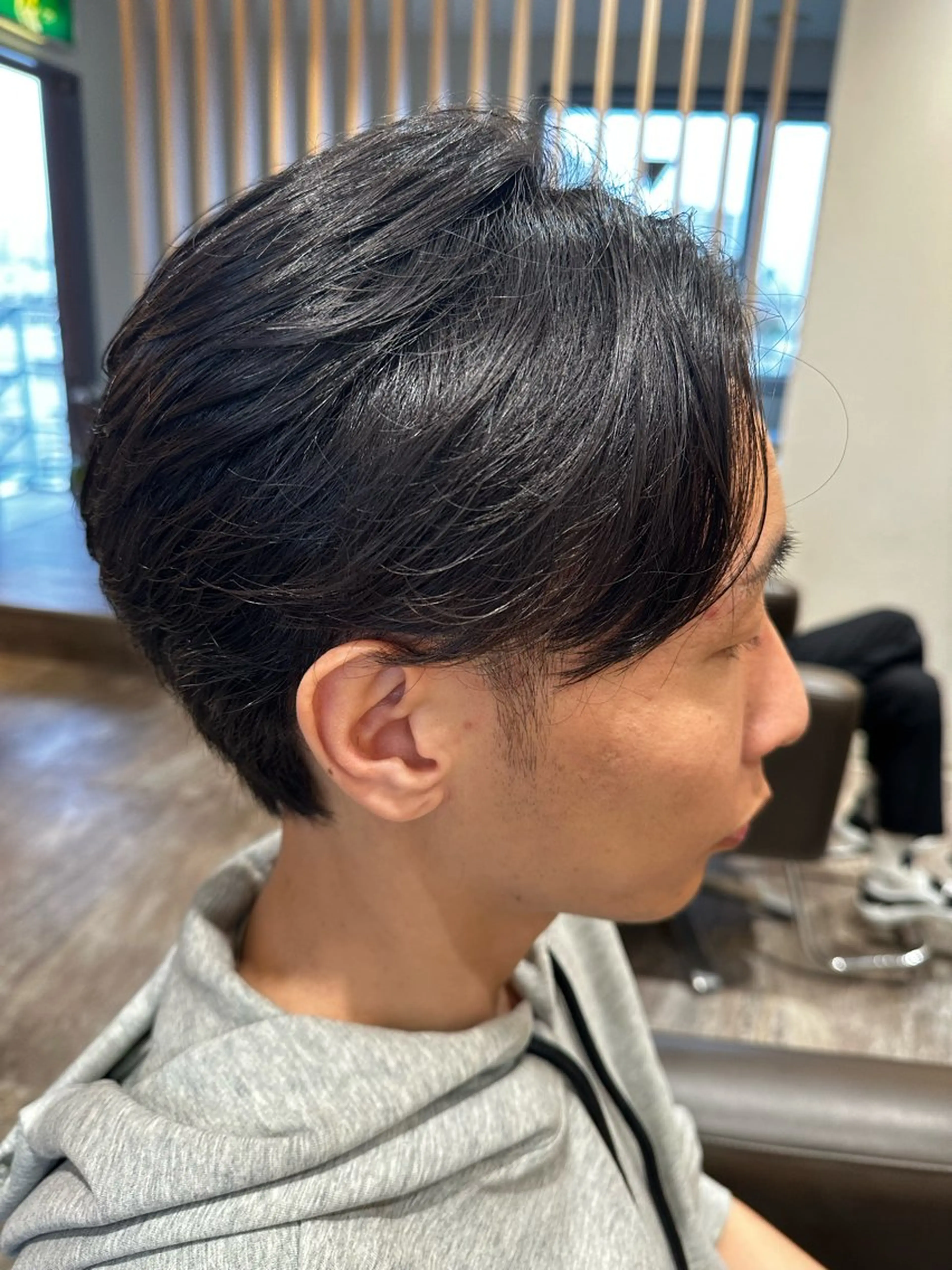 ミディアム パーマ メンズ センターパート メンズカット×眉毛 デザイナー⚘Nanaの眉毛・アイブロウイメージ