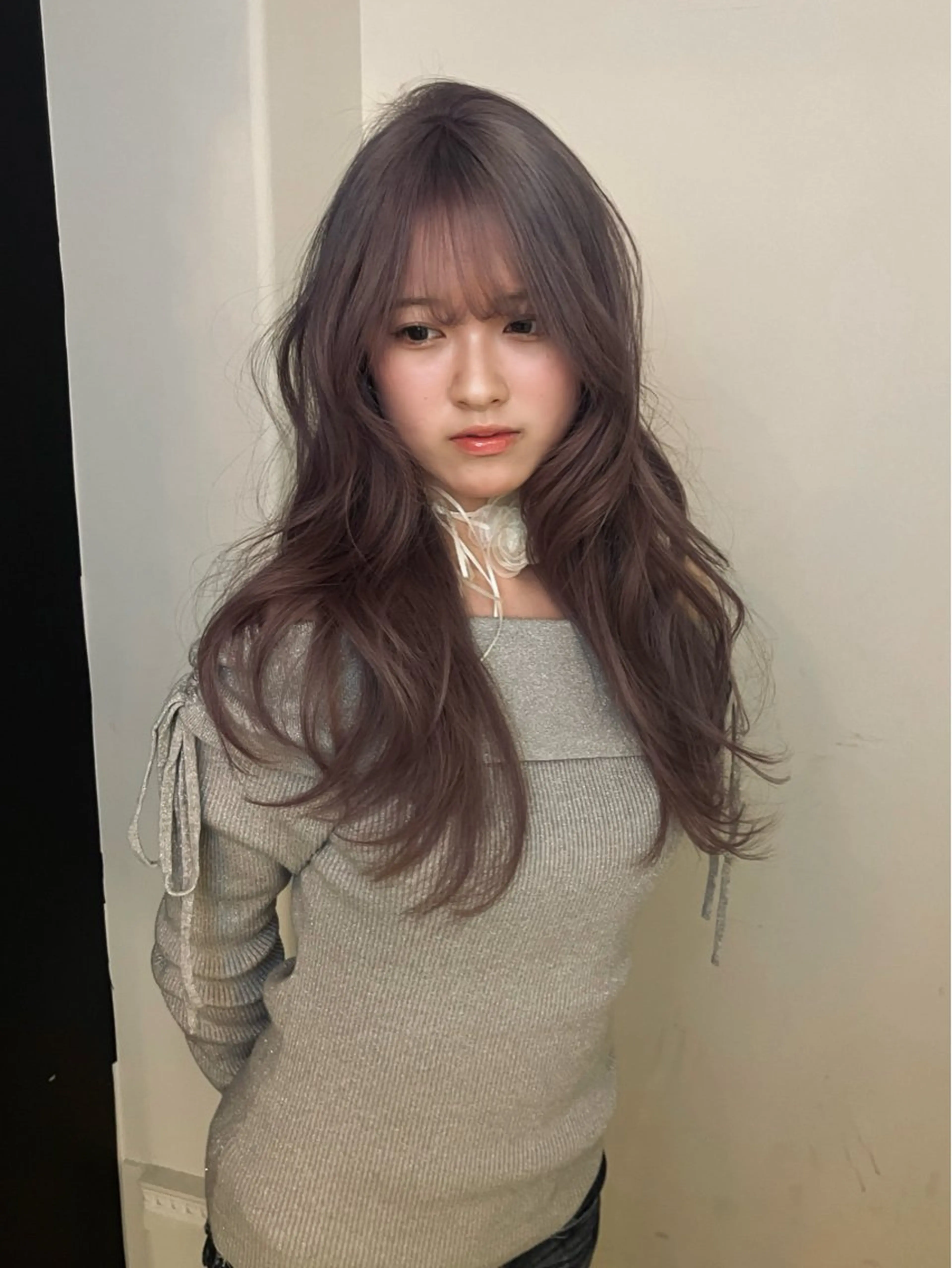 ロング カラー ブロンド グレージュ ラベンダーカラー ラベンダーグレージュ ラベンダーグレー ヘアカラー トリートメント Hanaka @hwndorのヘアスタイル