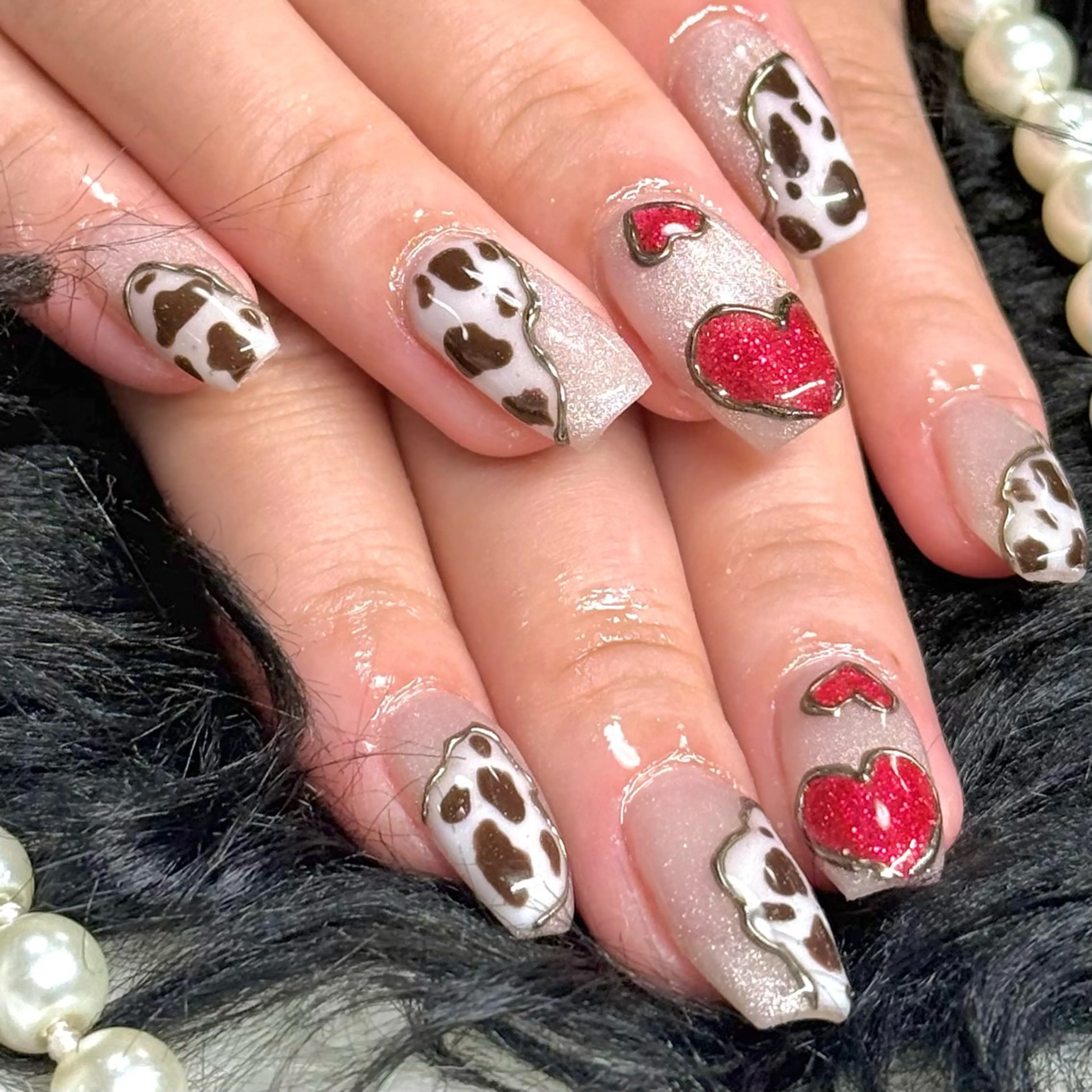 ネイル ハンドネイル ルシイ🎀新宿長さ 出しパーツ専門店のネイルデザイン