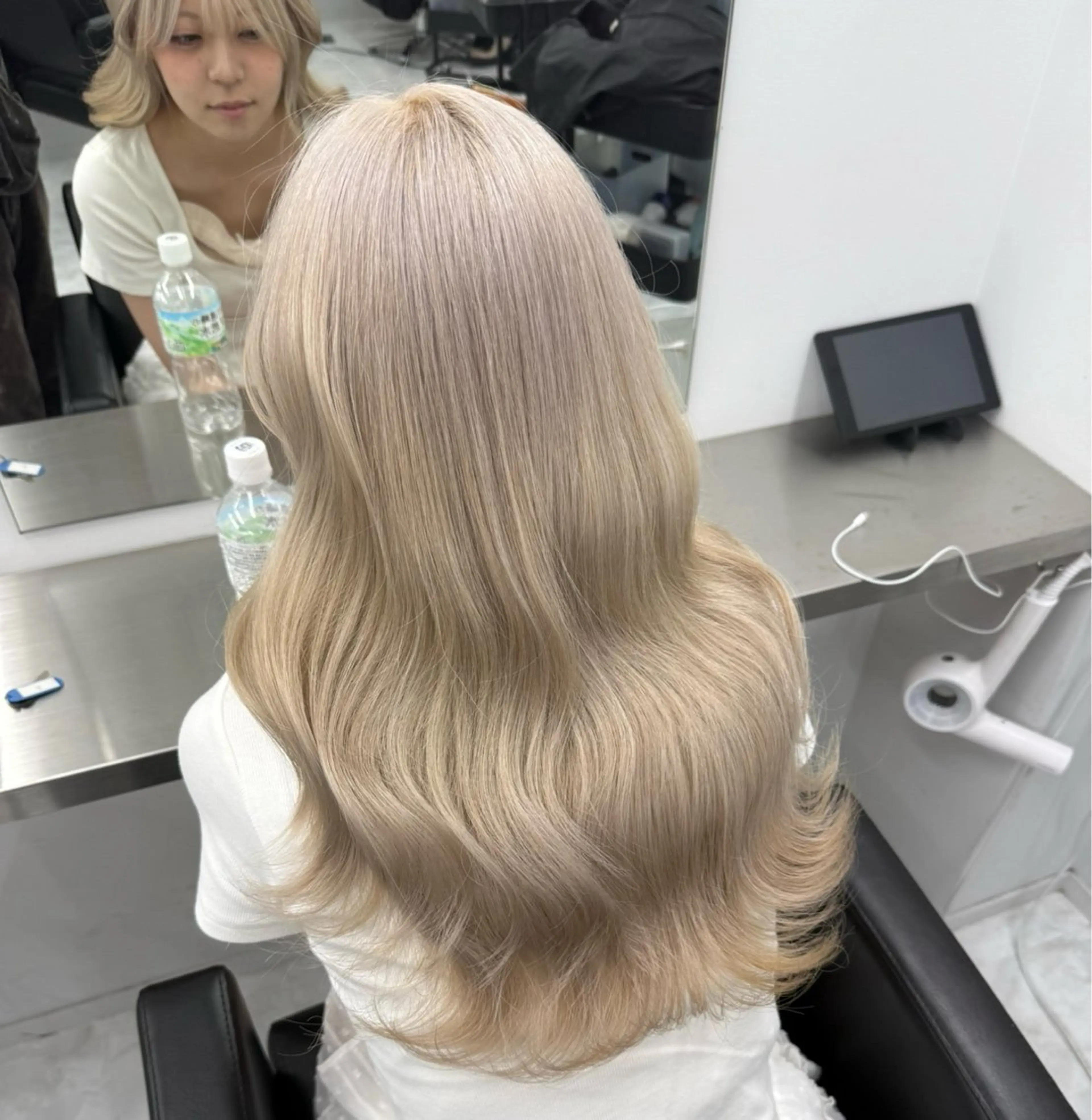 セミロング ヘアカラー トリートメント ヘアセット NEWONE所属・beige🧸 pink🎀のヘアスタイル