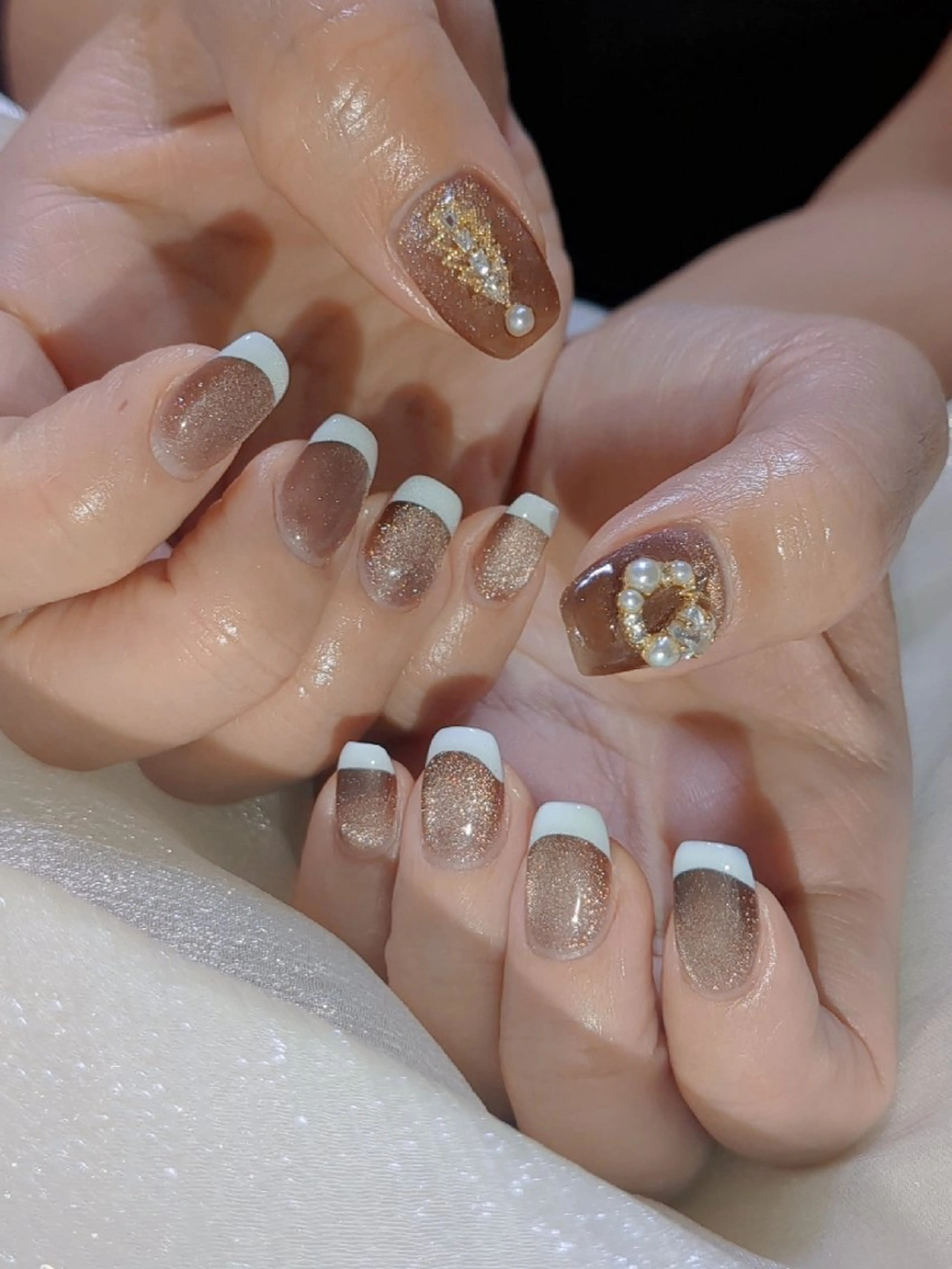 ネイル ハンドネイル E·U·B ネイル所属・横浜市中区曙町 E·U·Bネイルのネイルデザイン