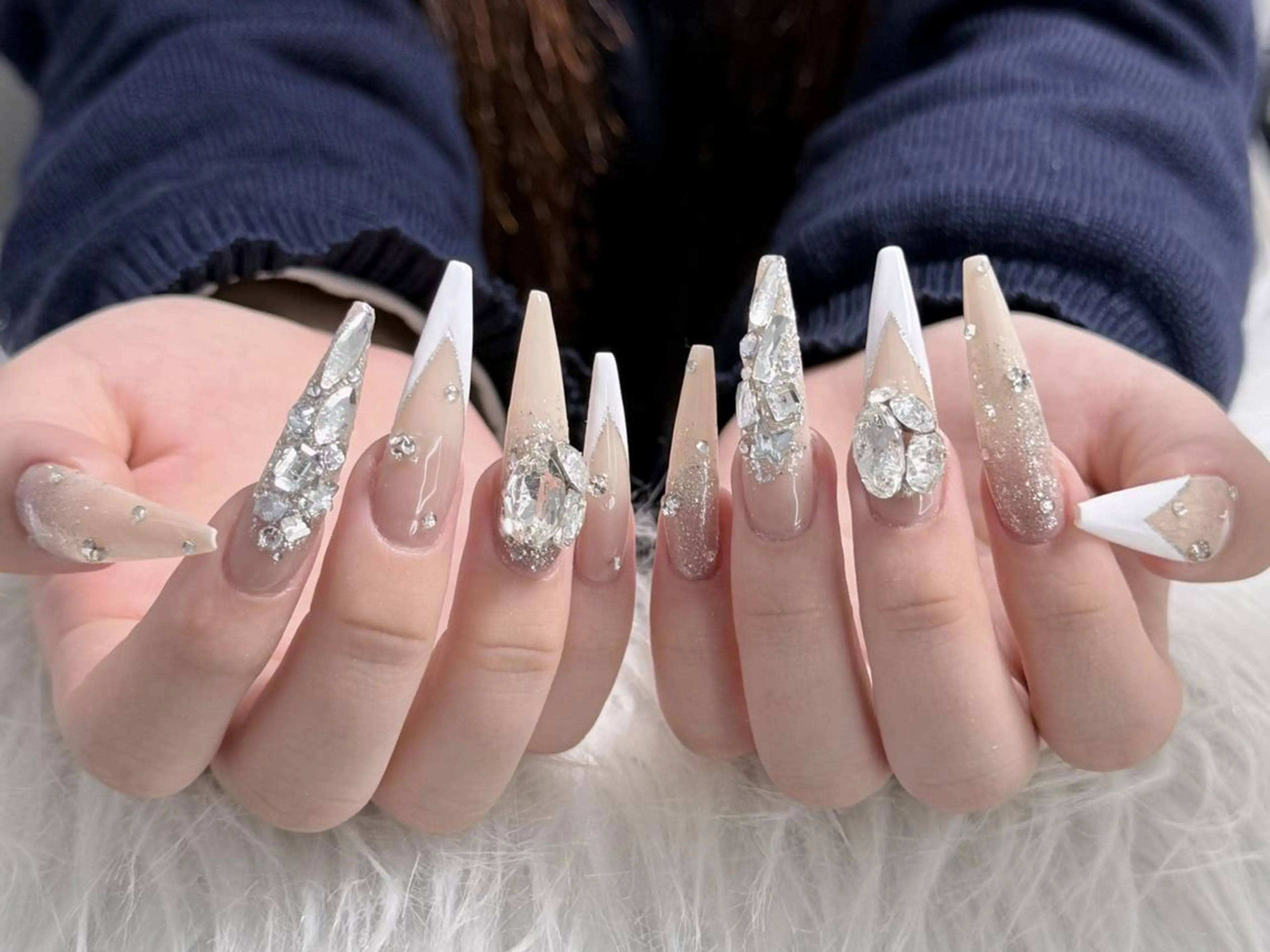 ネイル 長さ出し グラデーション 卒業式 キラキラネイル マグネットネイル Emi🌸Belle Nail Salonのネイルデザイン