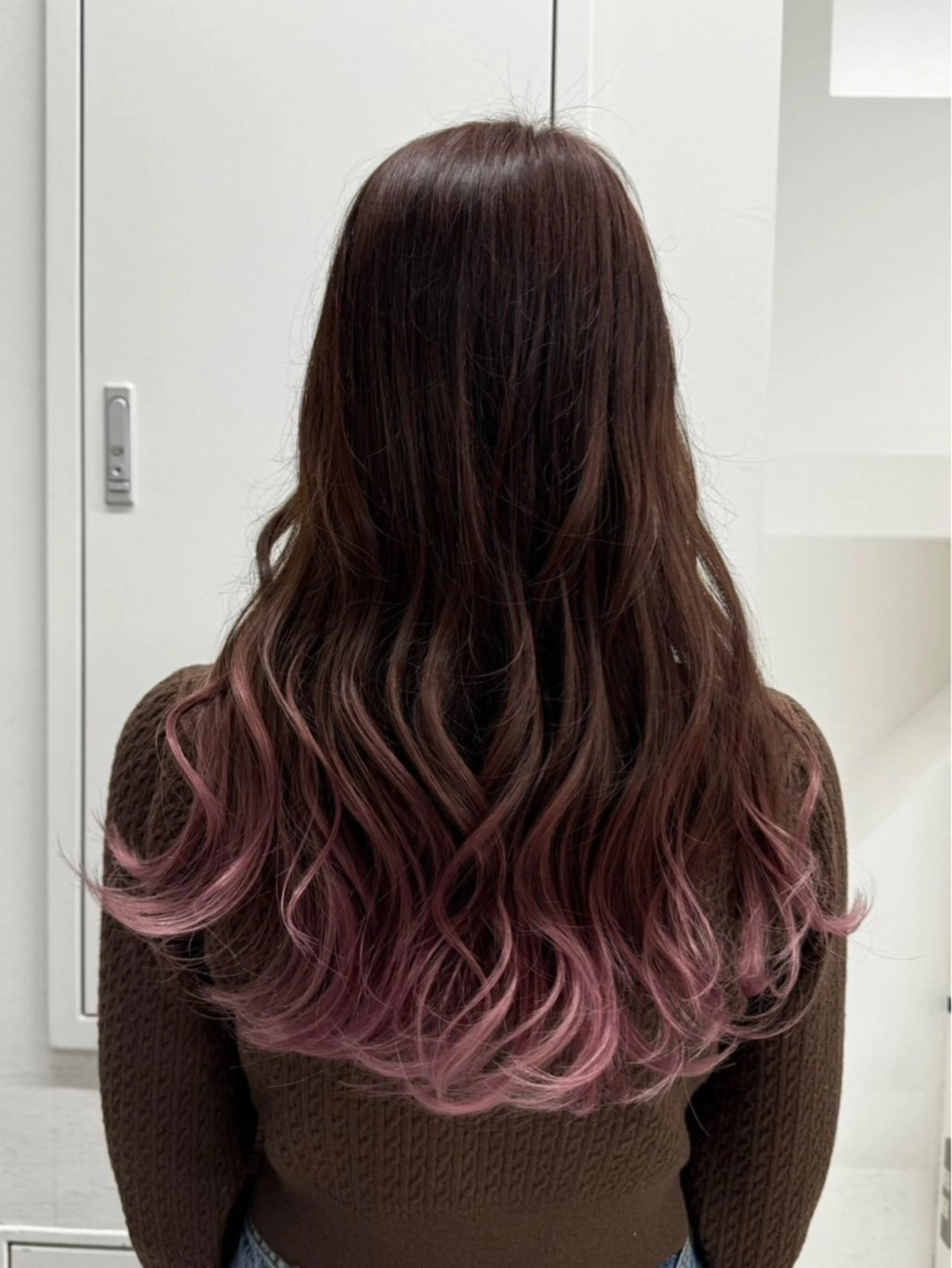 ロング ✨透明感艶カラー YUKI✨のヘアスタイル