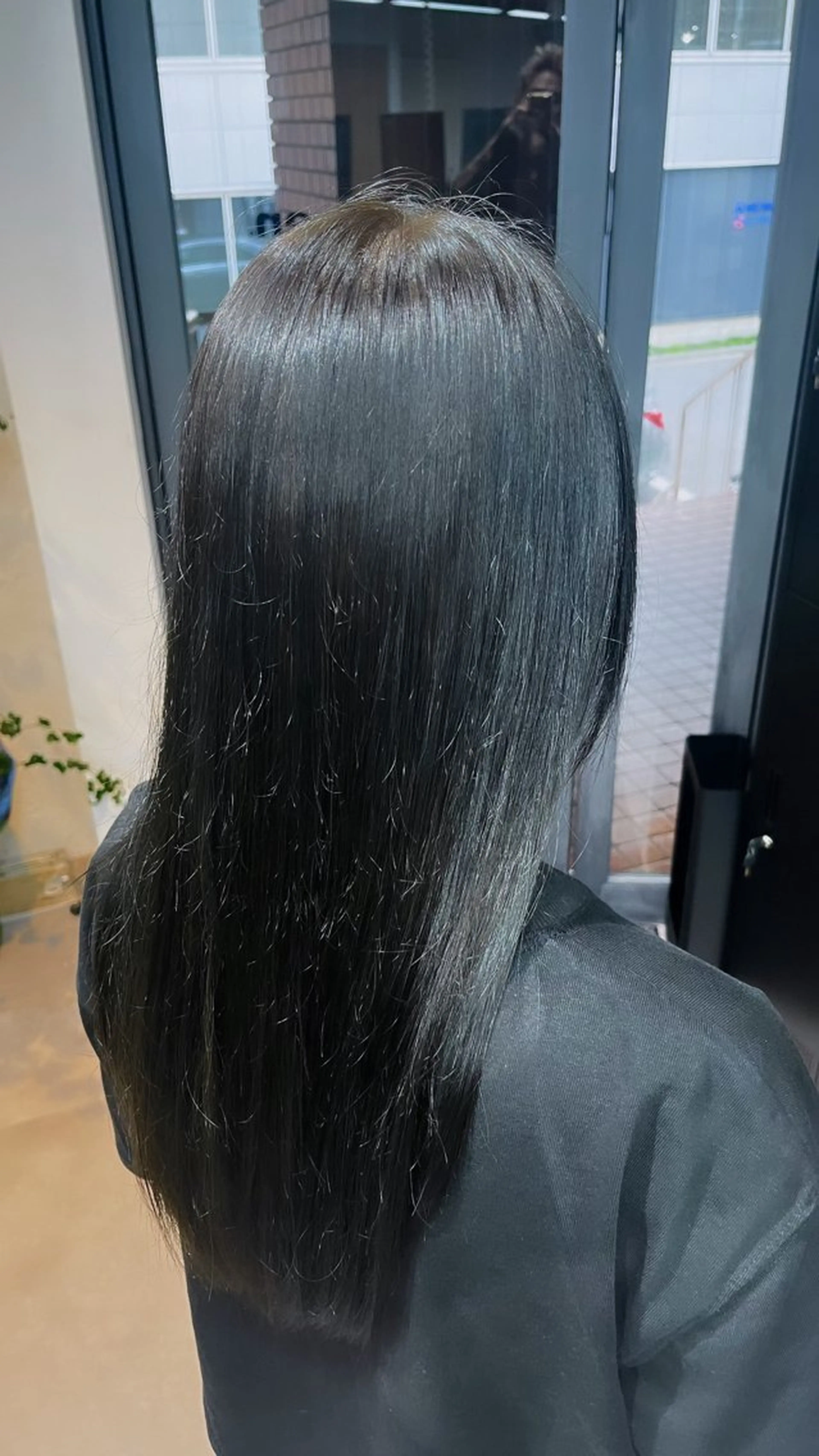 セミロング カラー 黒髪 ブルーカラー ブルーブラック KOUTA/ ブリーチ特化⭐️のヘアスタイル