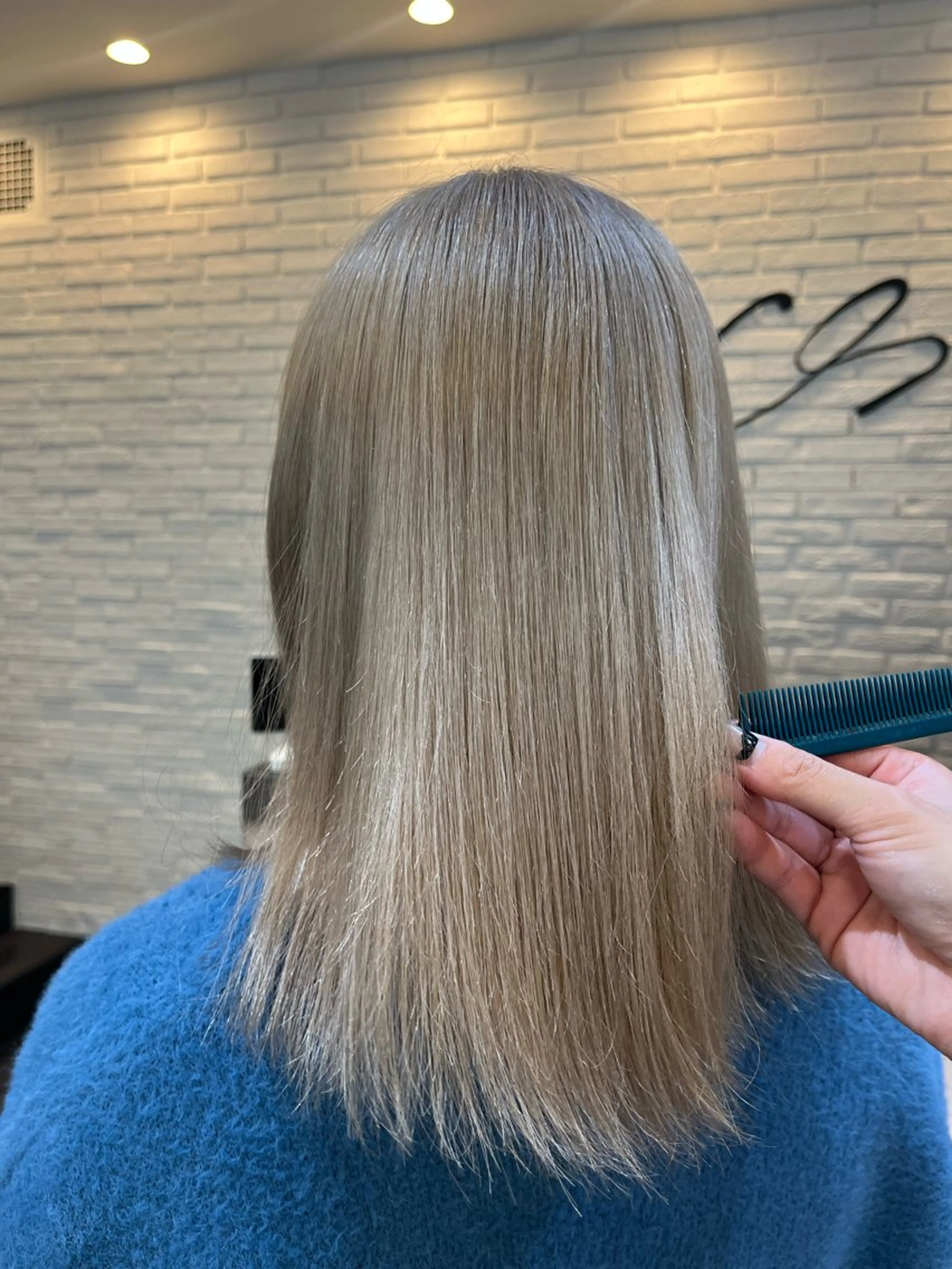 セミロング カット ヘアカラー トリートメント sail所属・sail hairのヘアスタイル