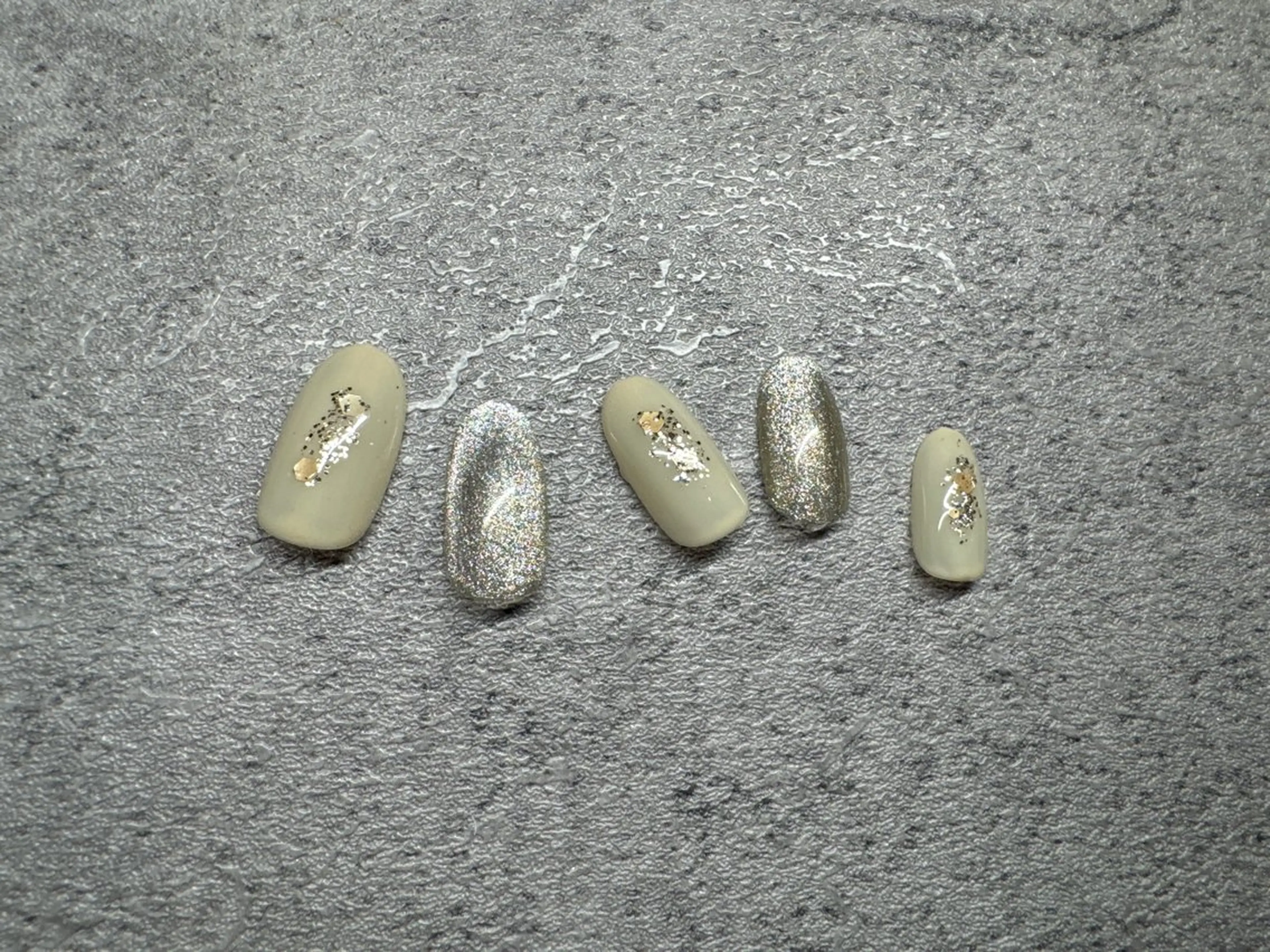 ネイル 平井 唯のネイルデザイン