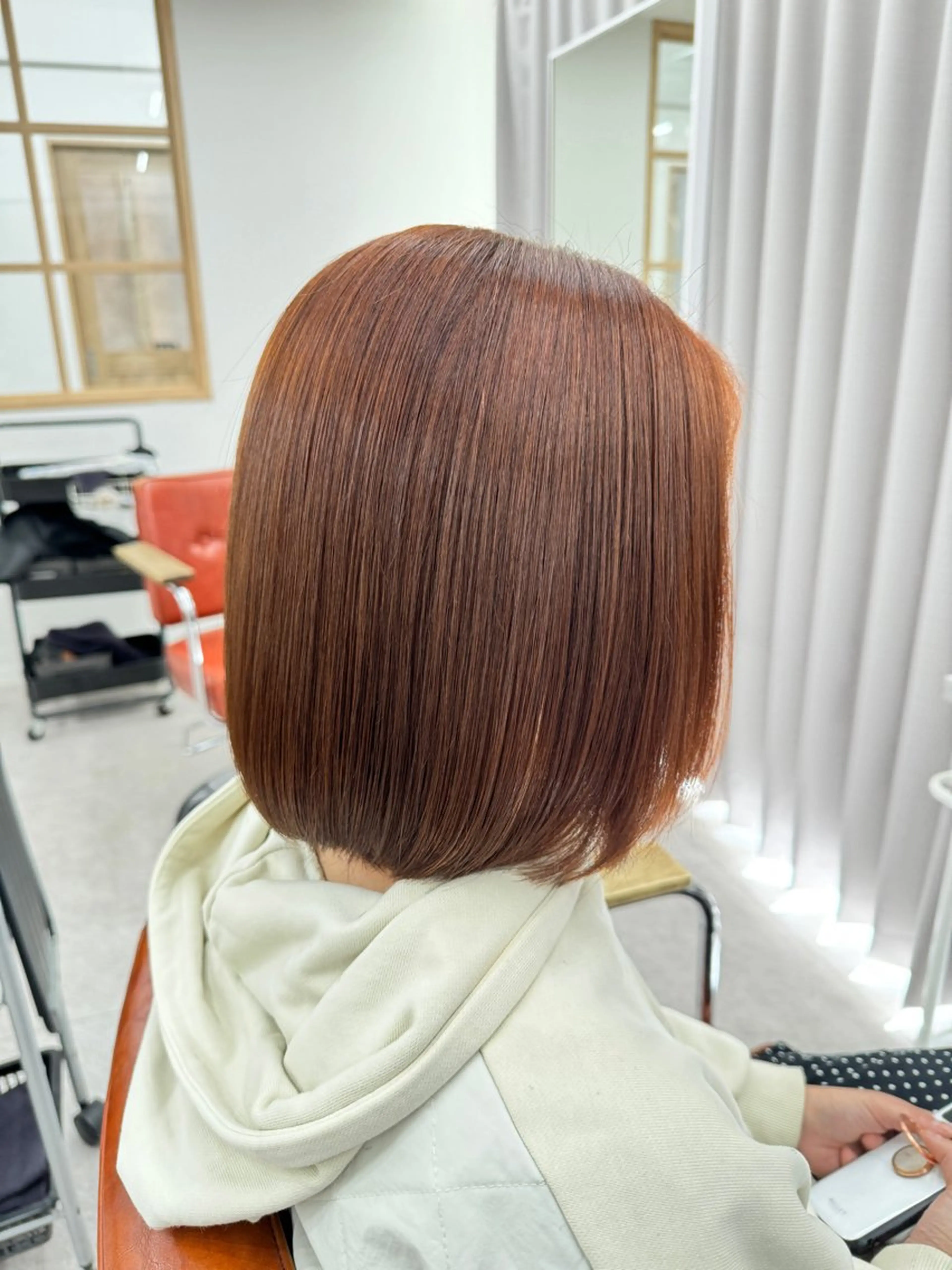 ミディアム カラー deseo 副店長 透明色艶カラーツバサのヘアスタイル