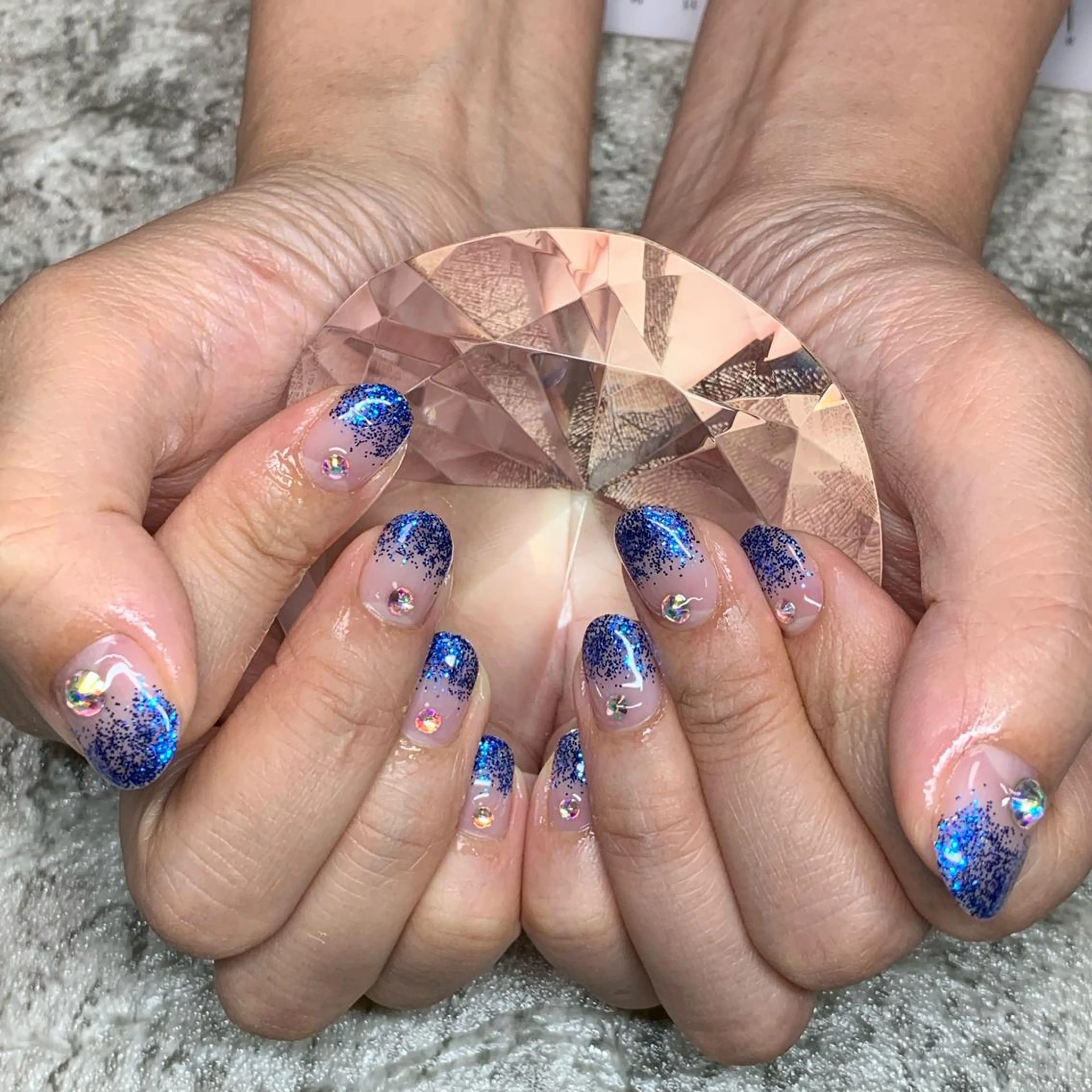 ネイル RuxuryNail ／RiAnnaのネイルデザイン