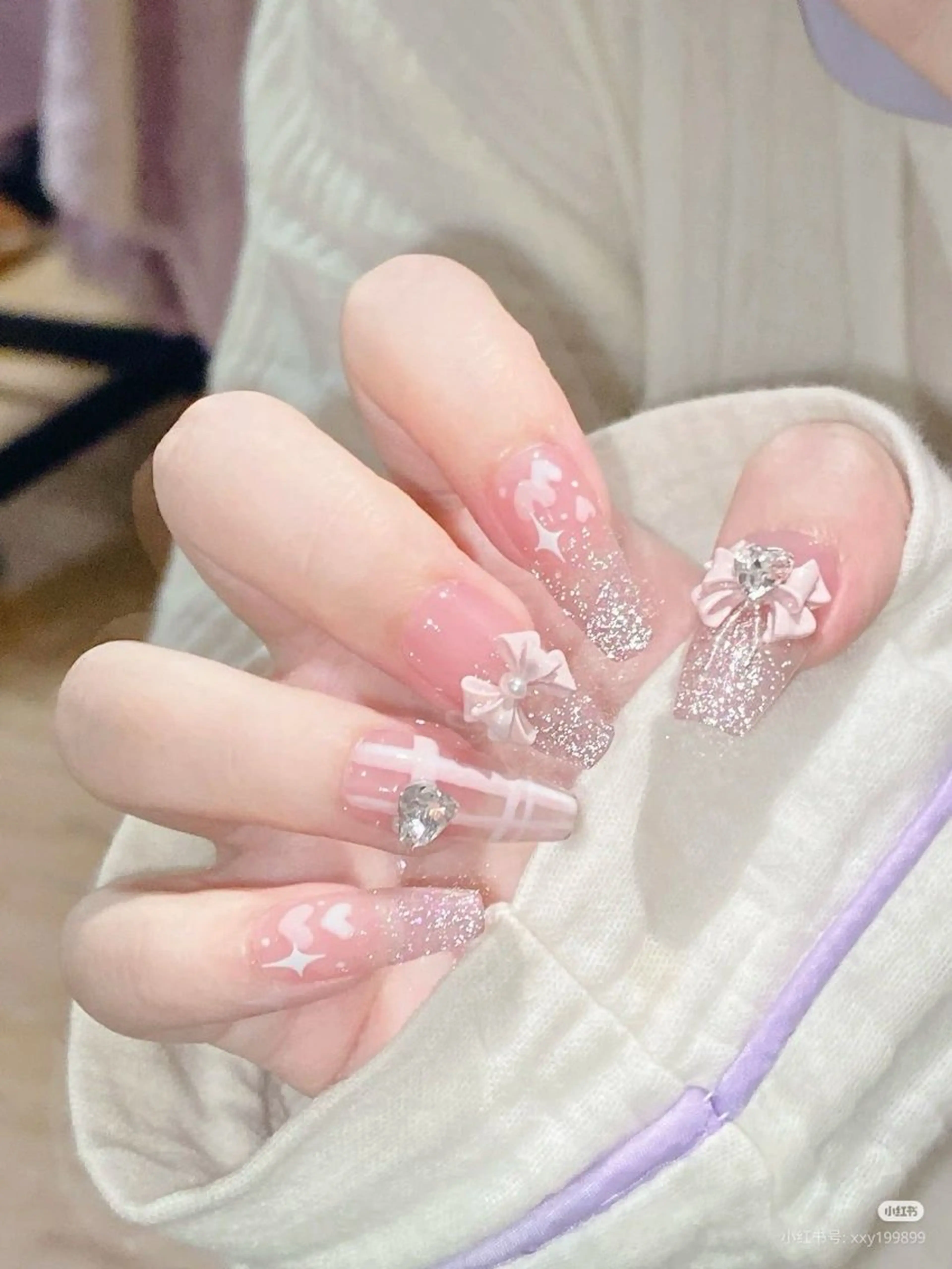 カラー ベージュカラー 透明感カラー グラデーションカラー ピンクカラー ハンドネイル AIN Nailのネイルデザイン