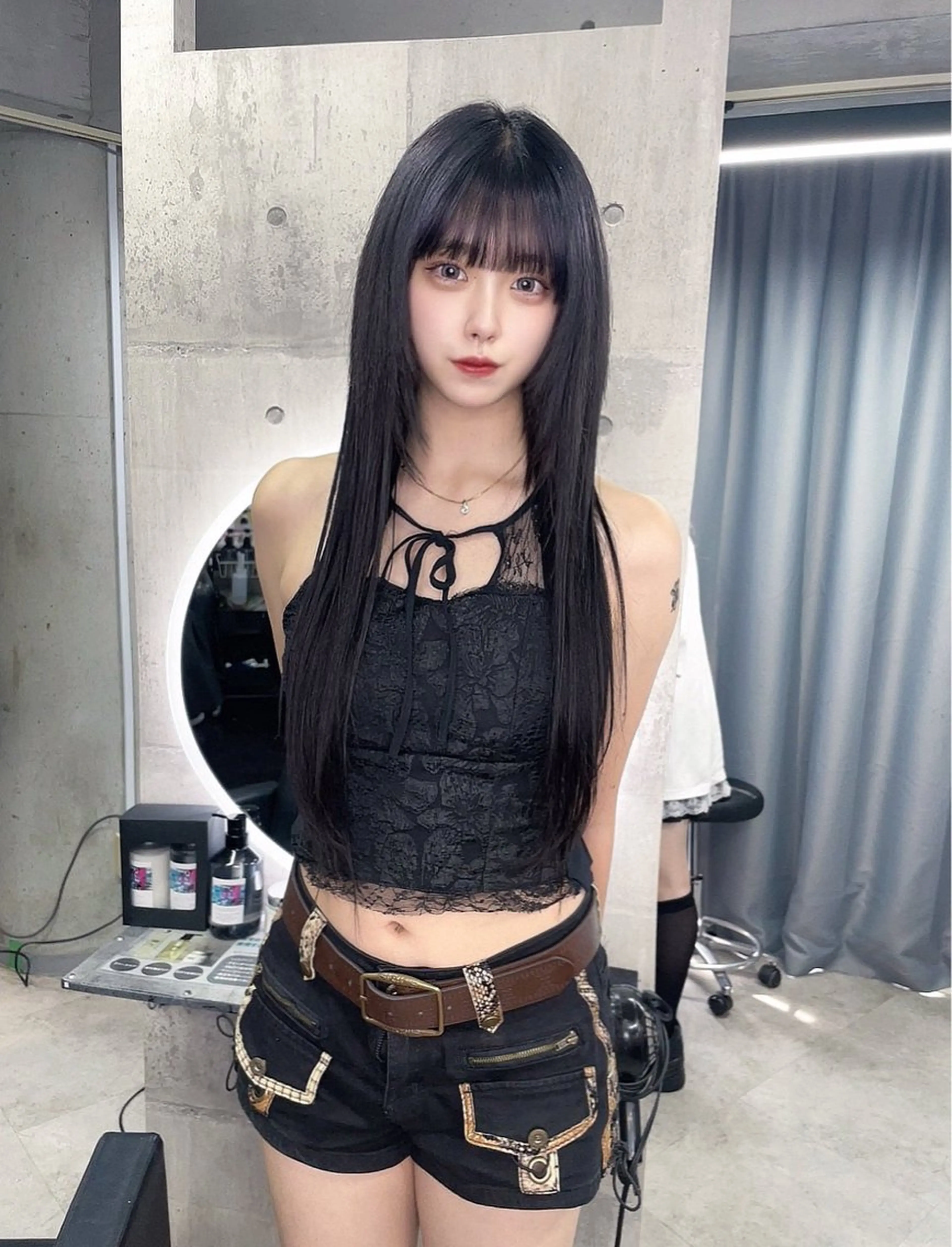 ロング シールエクステ エクステ ロング エクステ ホワイト&レイヤーカ ットエクステ長畠俊輔のヘアスタイル