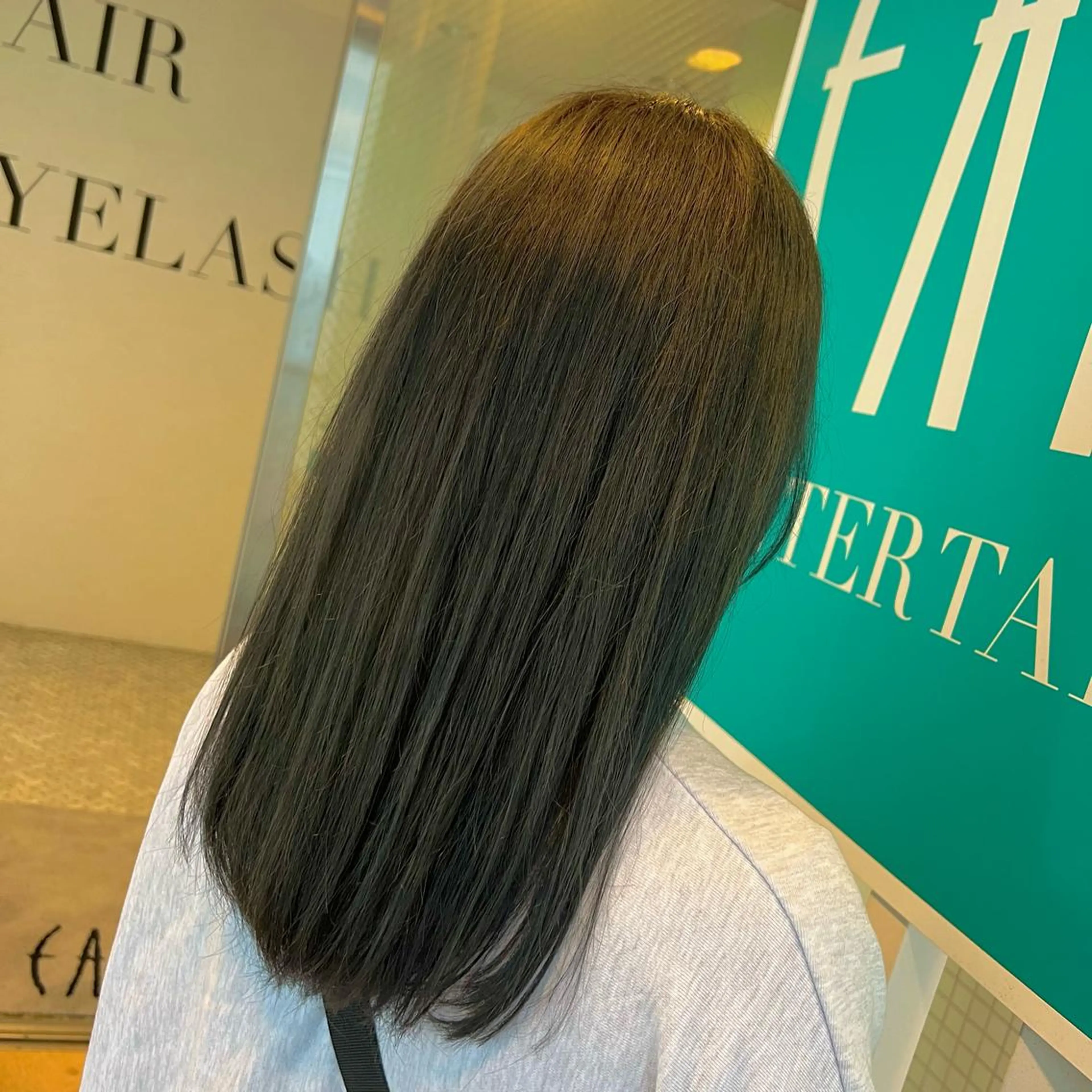 カラー グレージュ オリーブグレージュ オリーブグレー ヘアカラー トリートメント stylist 🐶内藤 成香のヘアスタイル