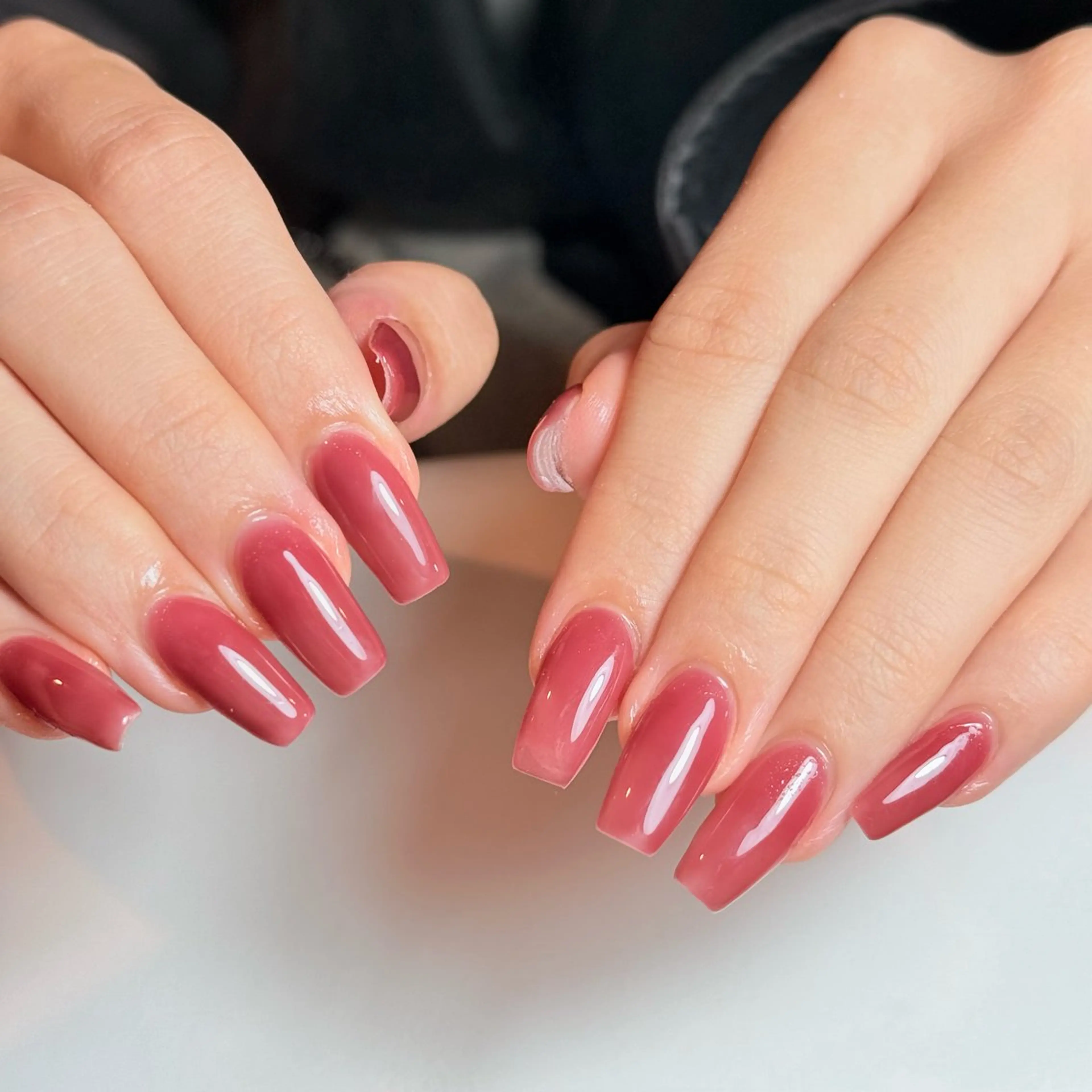 ネイル チークネイル フレンチネイル グラデーション キラキラネイル 韓国ネイル ハンドネイル Risa_ Nailのネイルデザイン