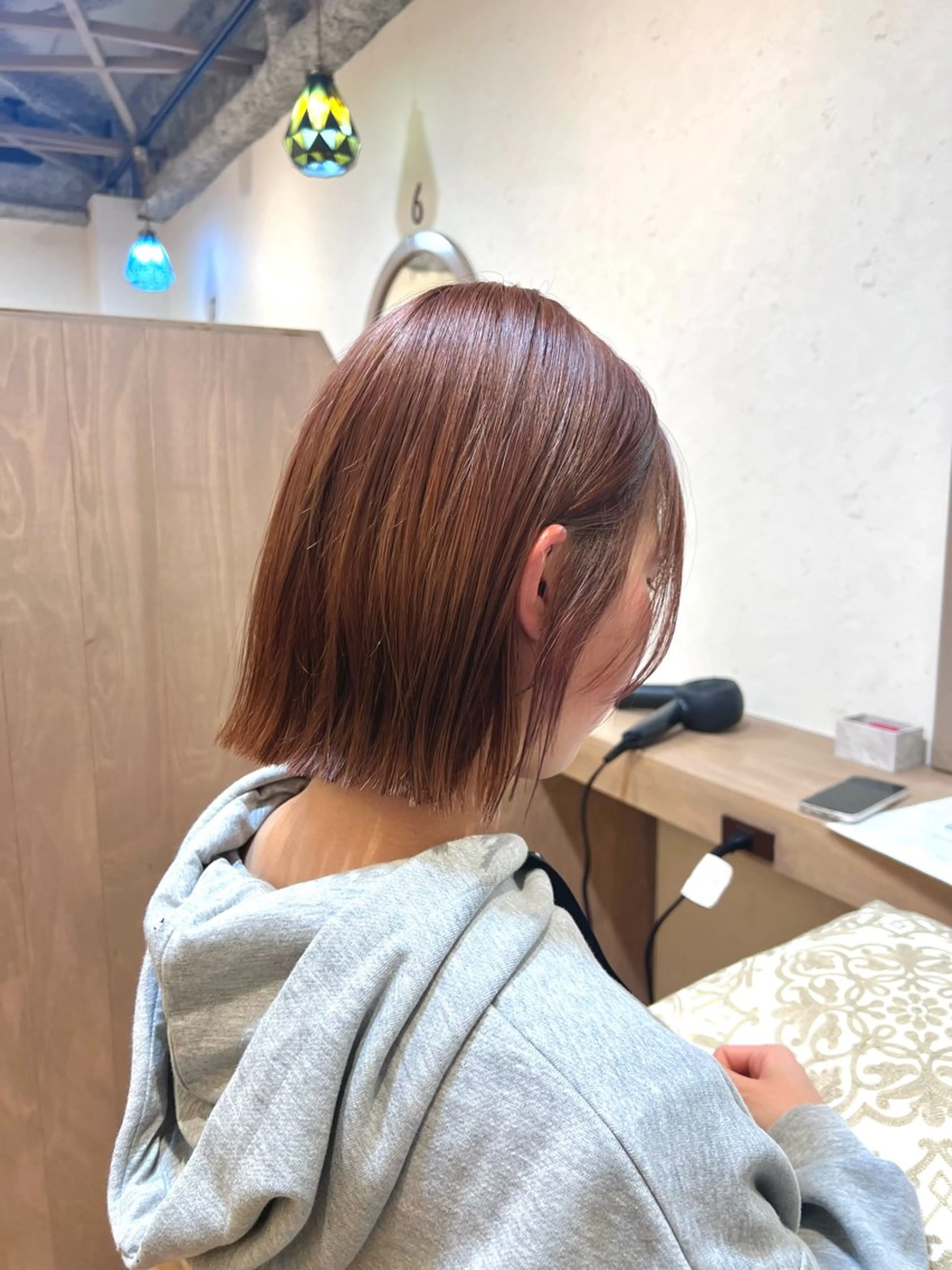ショート カラー 切りっぱなしボブ ボブ 神戸ボブ✂️ ioe三宮/田 伸佳のヘアスタイル