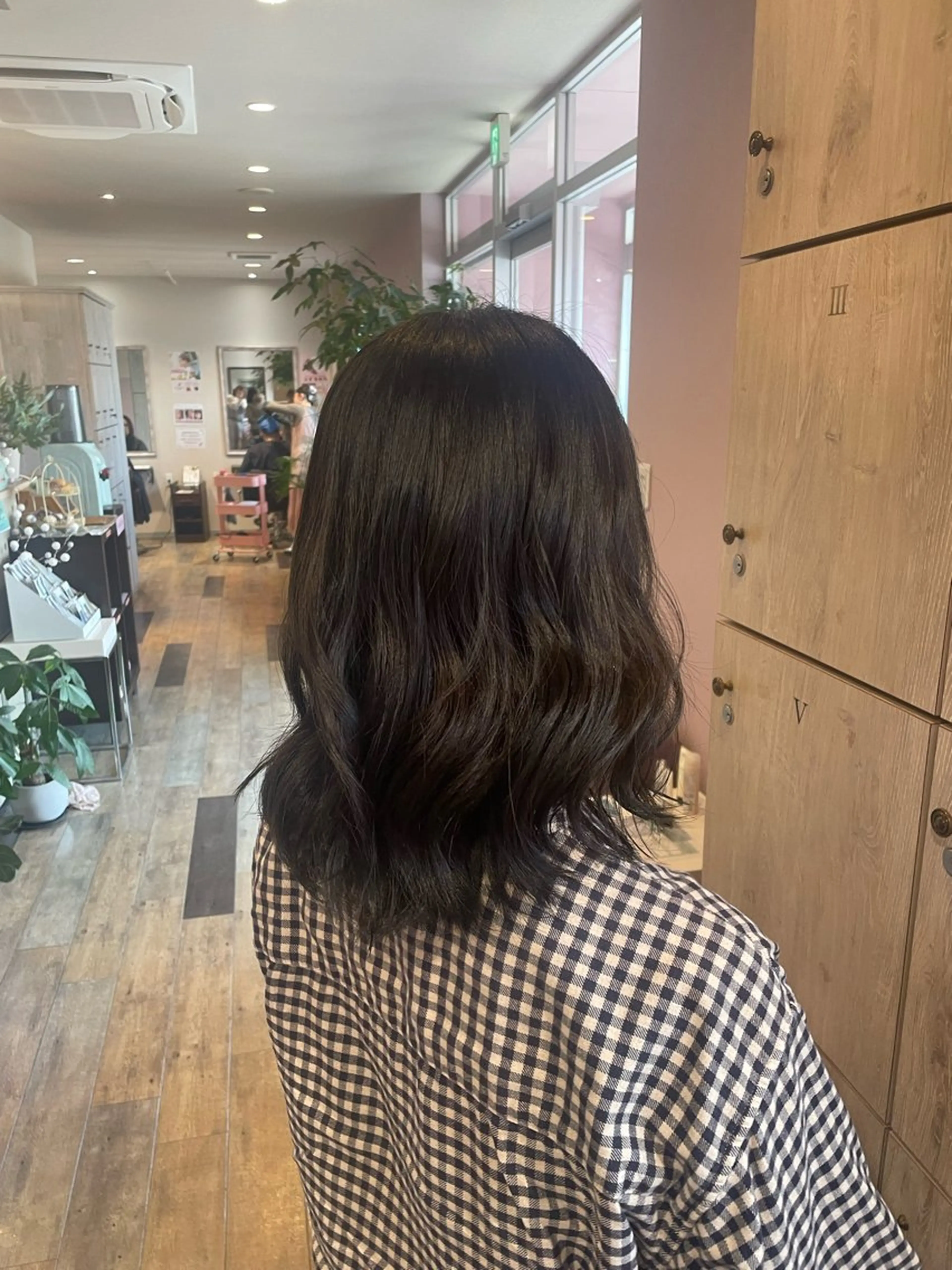 セミロング カラー なつき/ 艶カラー/縮毛矯正のヘアスタイル