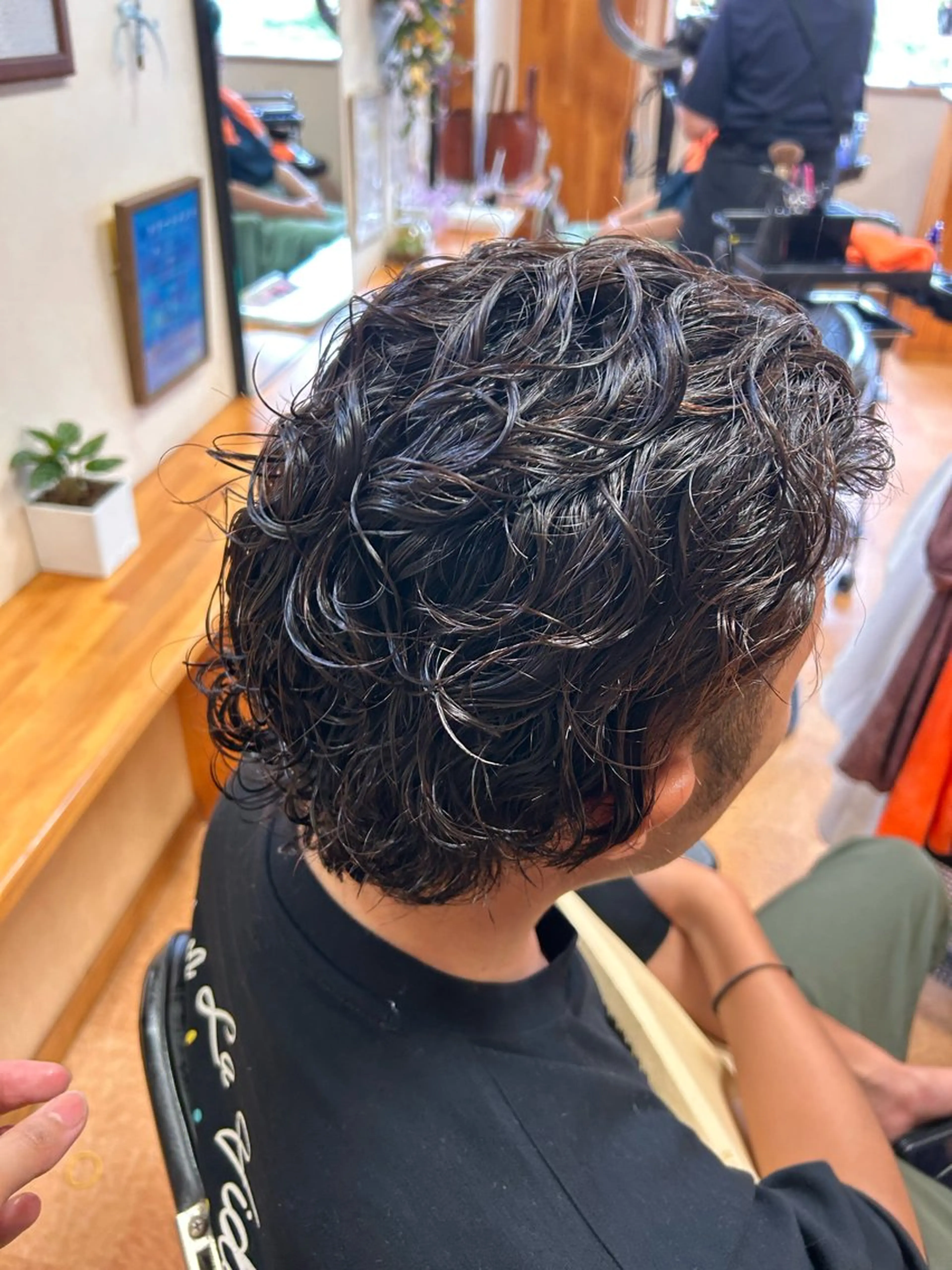 パーマ メンズ カット パーマ みのり美容室所属・かぁちゃん美容師 橋本のヘアスタイル