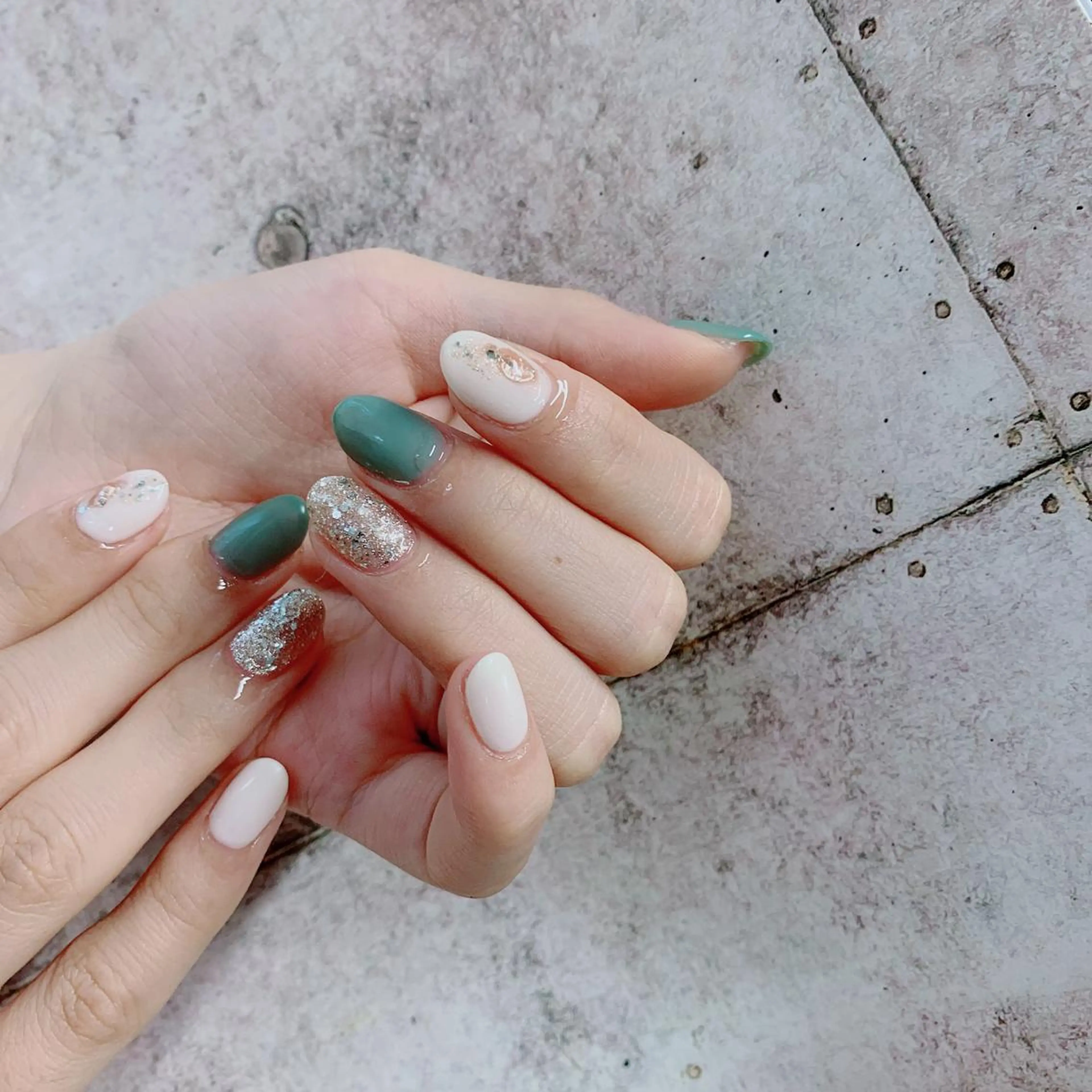 ネイル ビューティーサロン ヘゼリヒのネイルデザイン