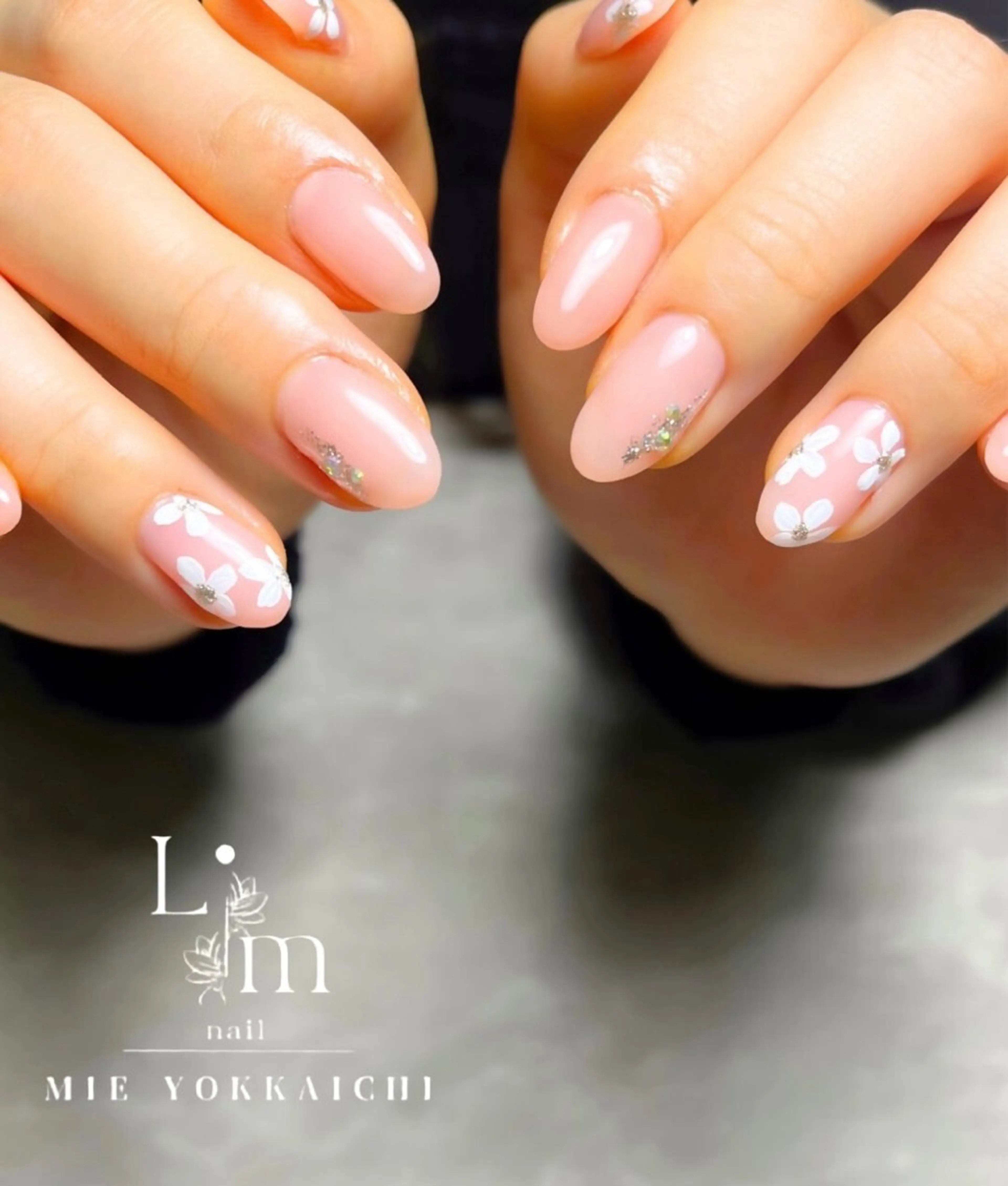 ネイル シンプルネイル Li.m nail リム ネイルのネイルデザイン