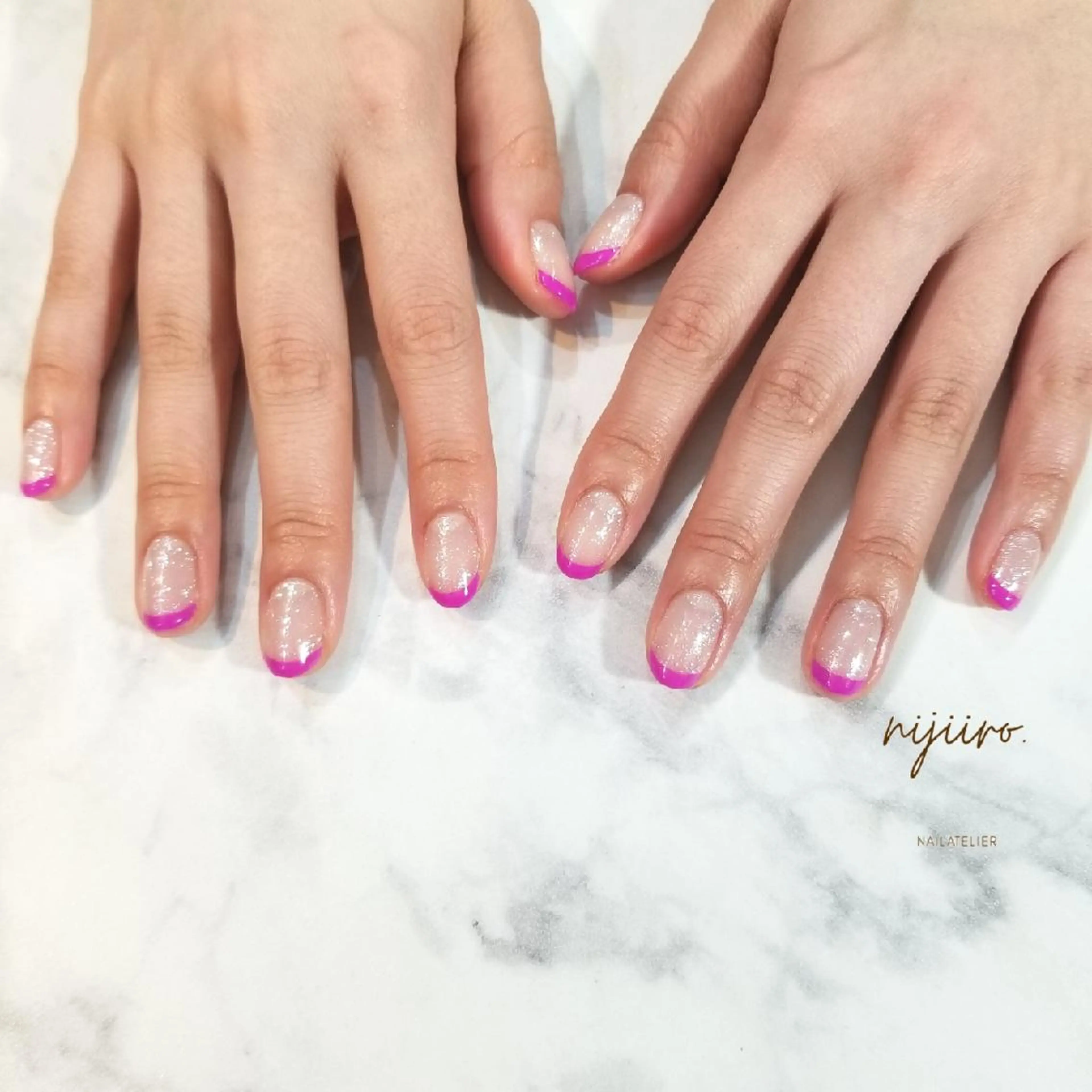 ネイル フレンチネイル キラキラネイル ピンク ハンドネイル nailatelier nijiiro.所属・nijiiro🌈 サトウのネイルデザイン