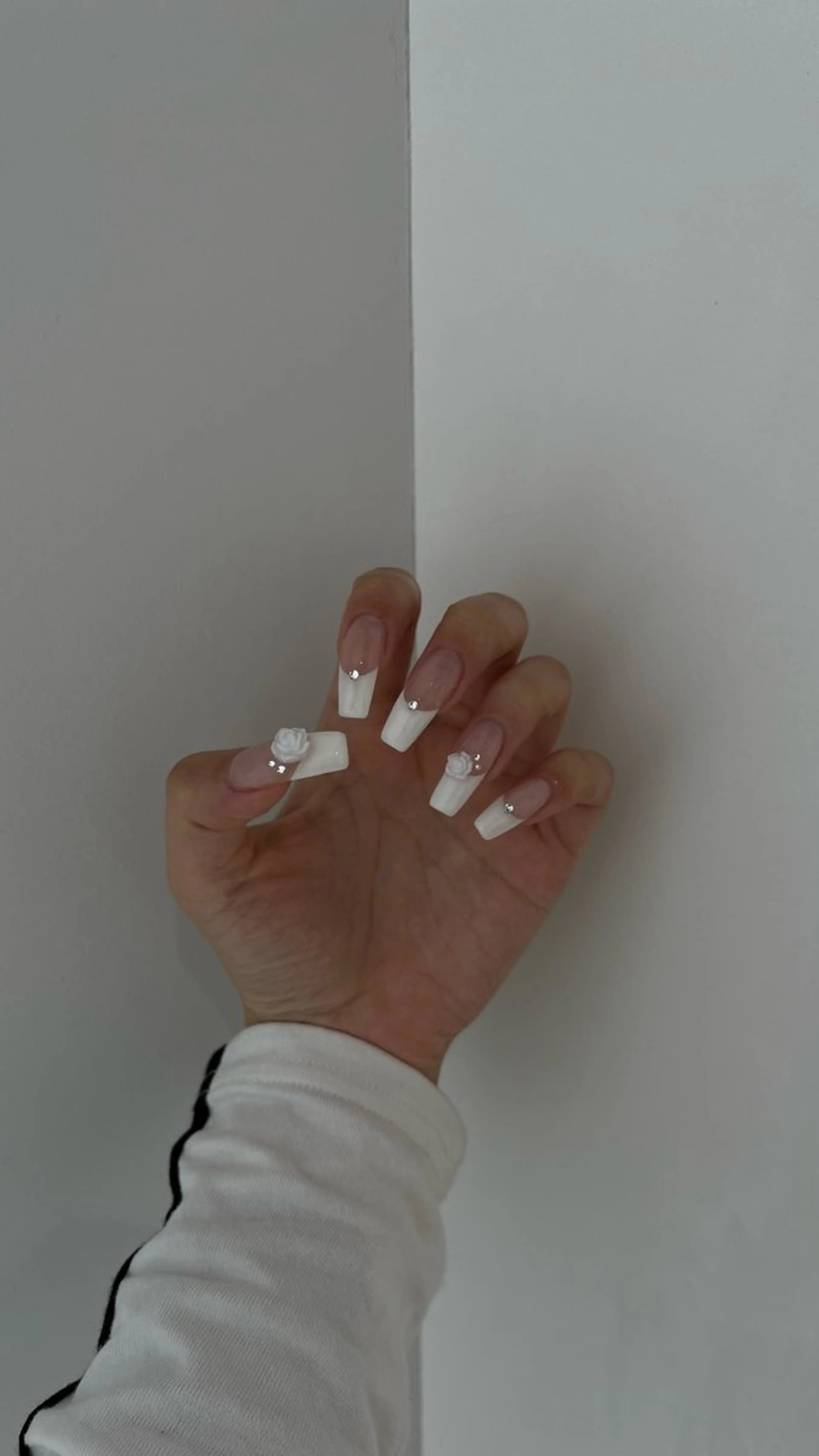 ネイル ハンドネイル Esthetic Salon manish所属・Nailist Rinaのネイルデザイン