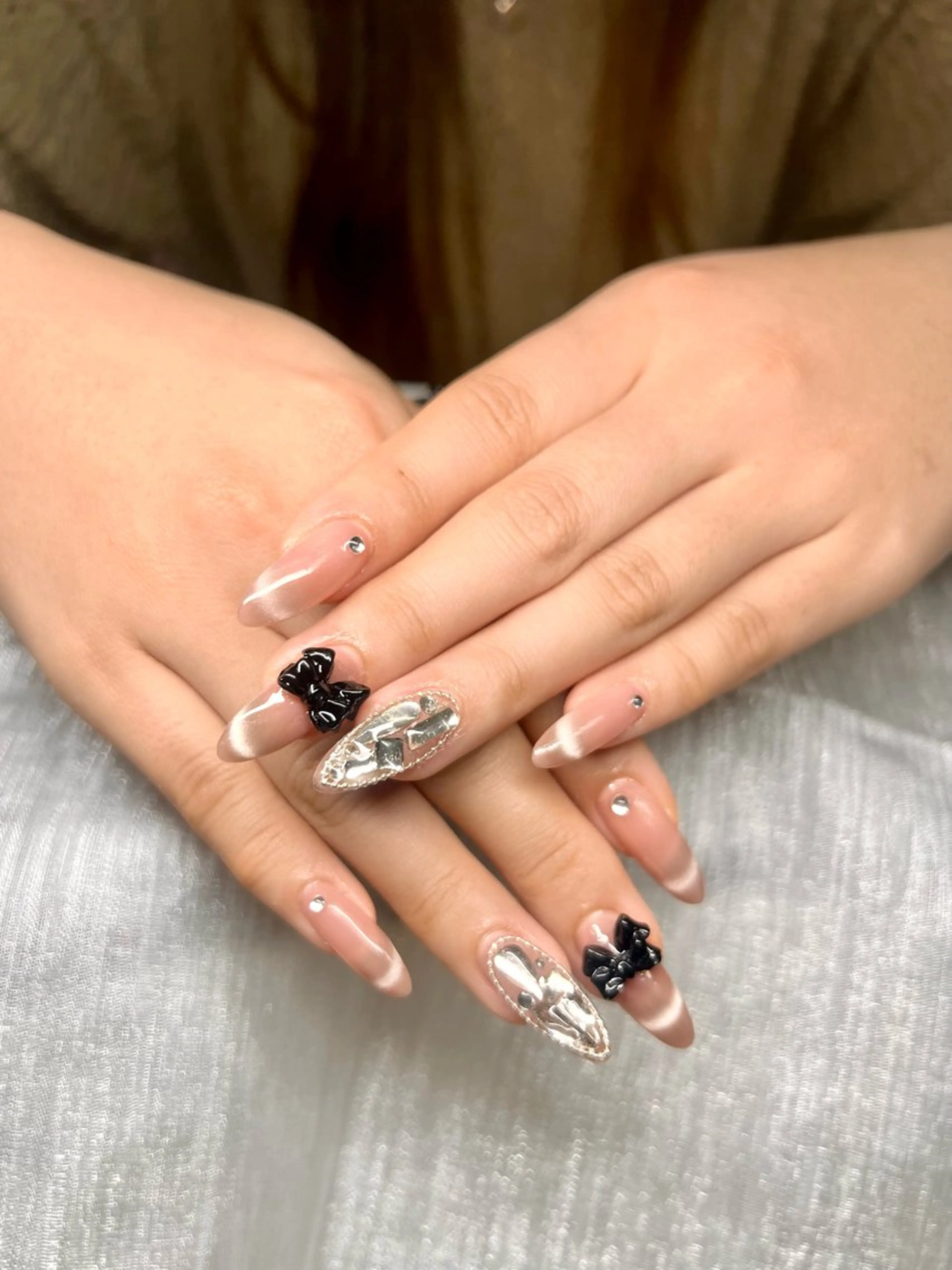 ネイル オーロラネイル チークネイル 長さ出し フットネイル フレンチネイル Lee Nails チップ長さだし専門店のネイルデザイン