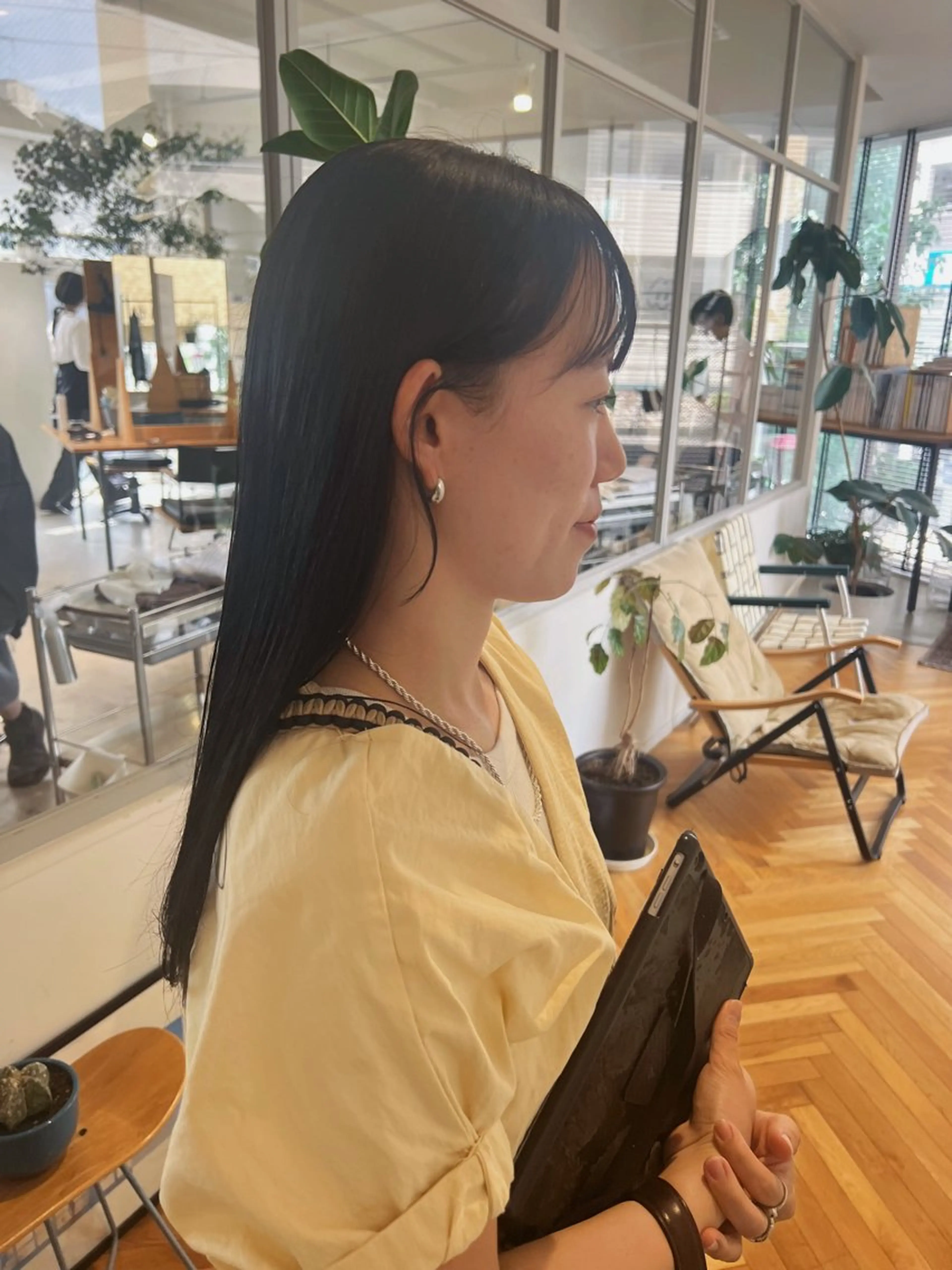 カラー 南部 綾音のヘアスタイル