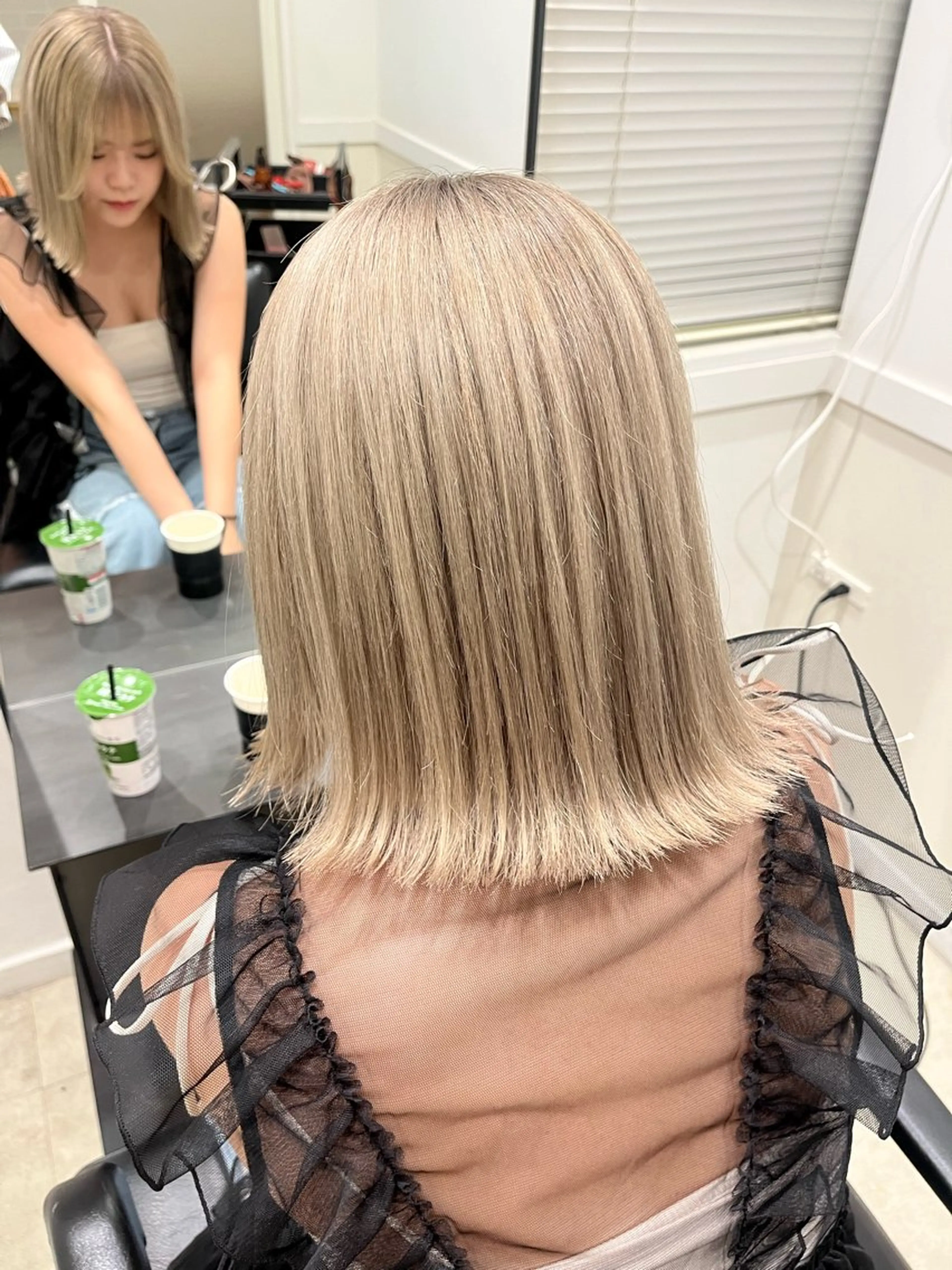 ミディアム カラー ブリーチ 透明感カラー ダブルカラー 髪質改善 縮毛矯正 カット ヘアカラー トリートメント Go   Today シェアサロン　横浜店所属・【ただの天才 🎨】のヘアスタイル