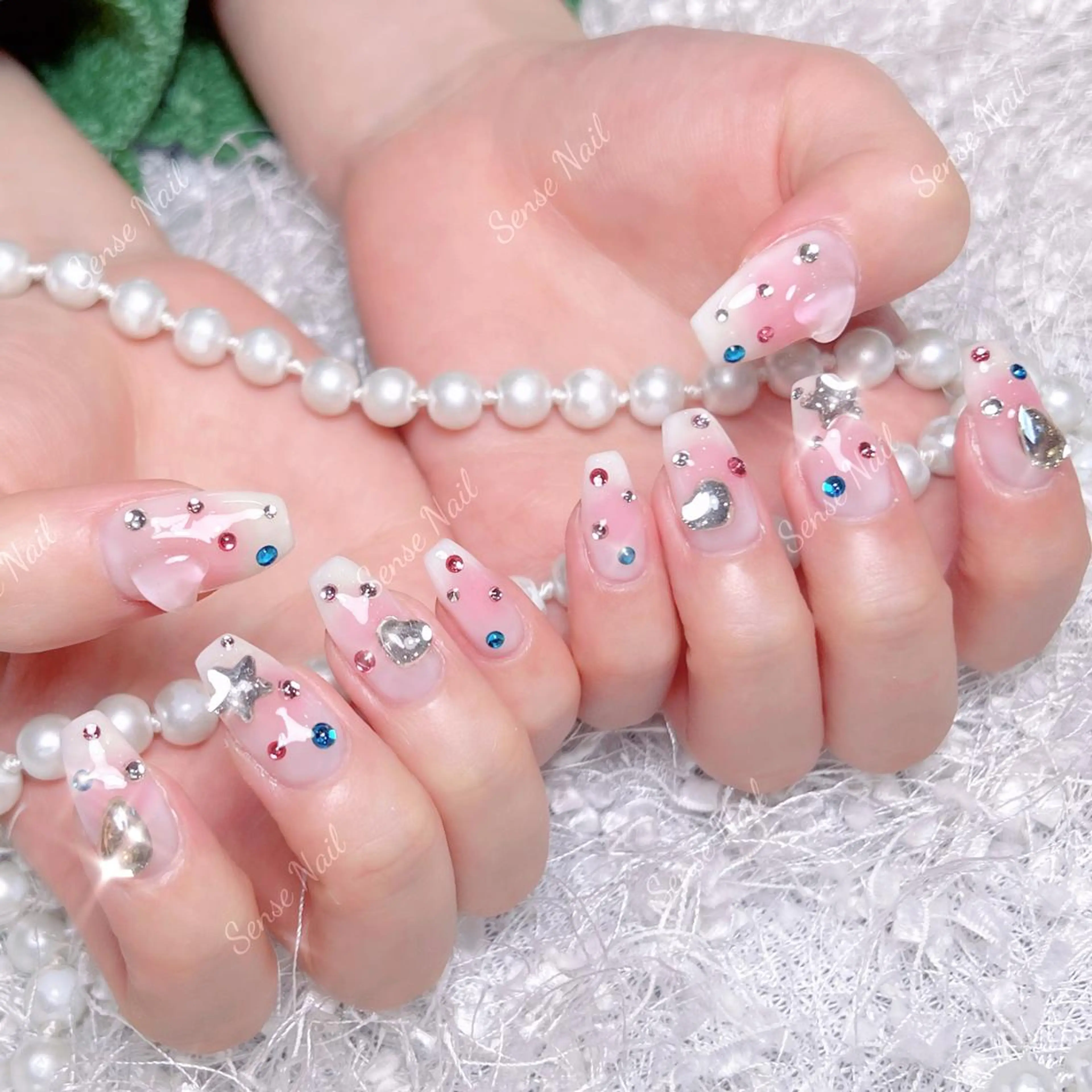 ネイル ハンドネイル ハンドケア Feinn Ink💕のネイルデザイン