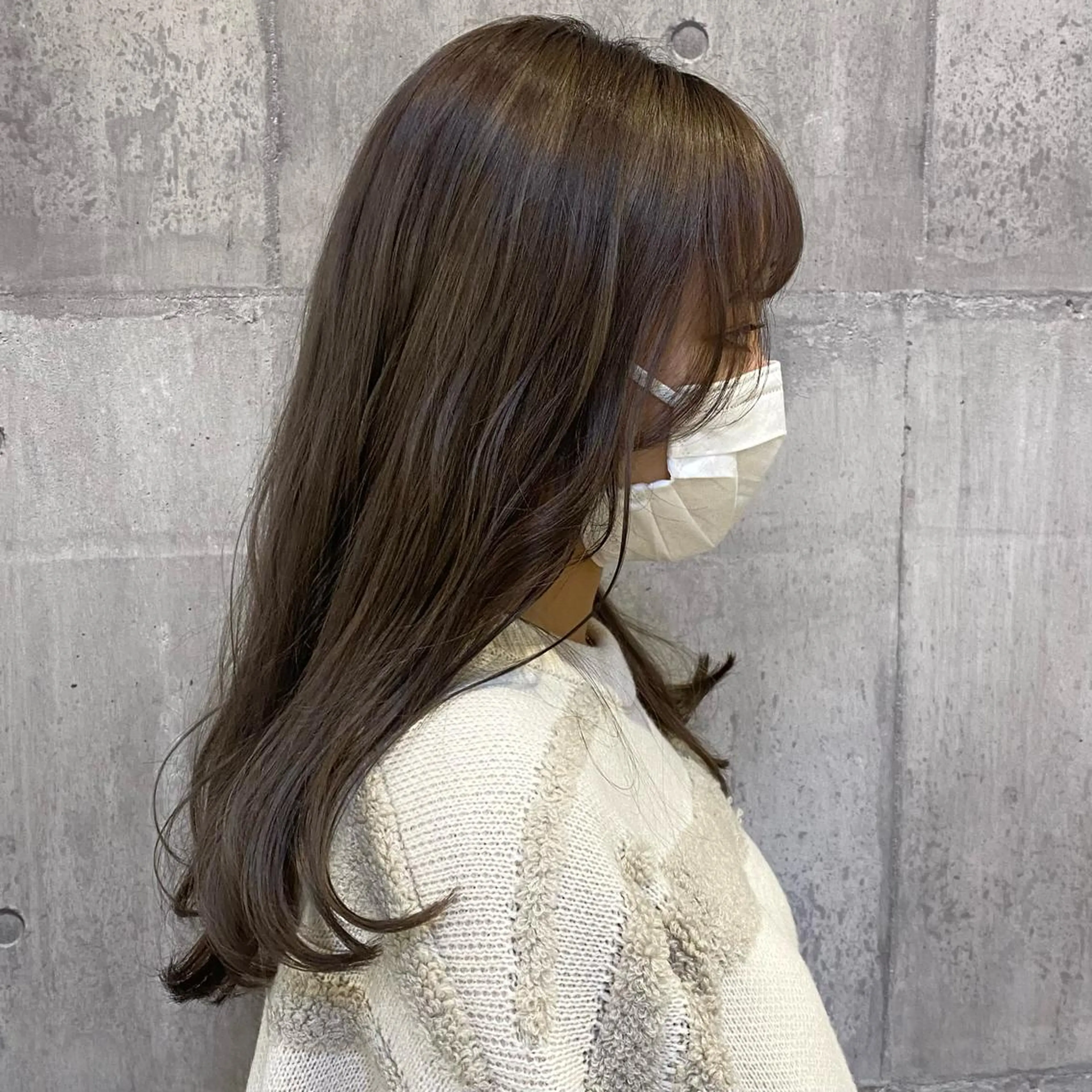 ロング カラー グレージュ ラベンダーカラー ラベンダーグレージュ ラベンダーグレー ヘアカラー 比嘉 陽のヘアスタイル