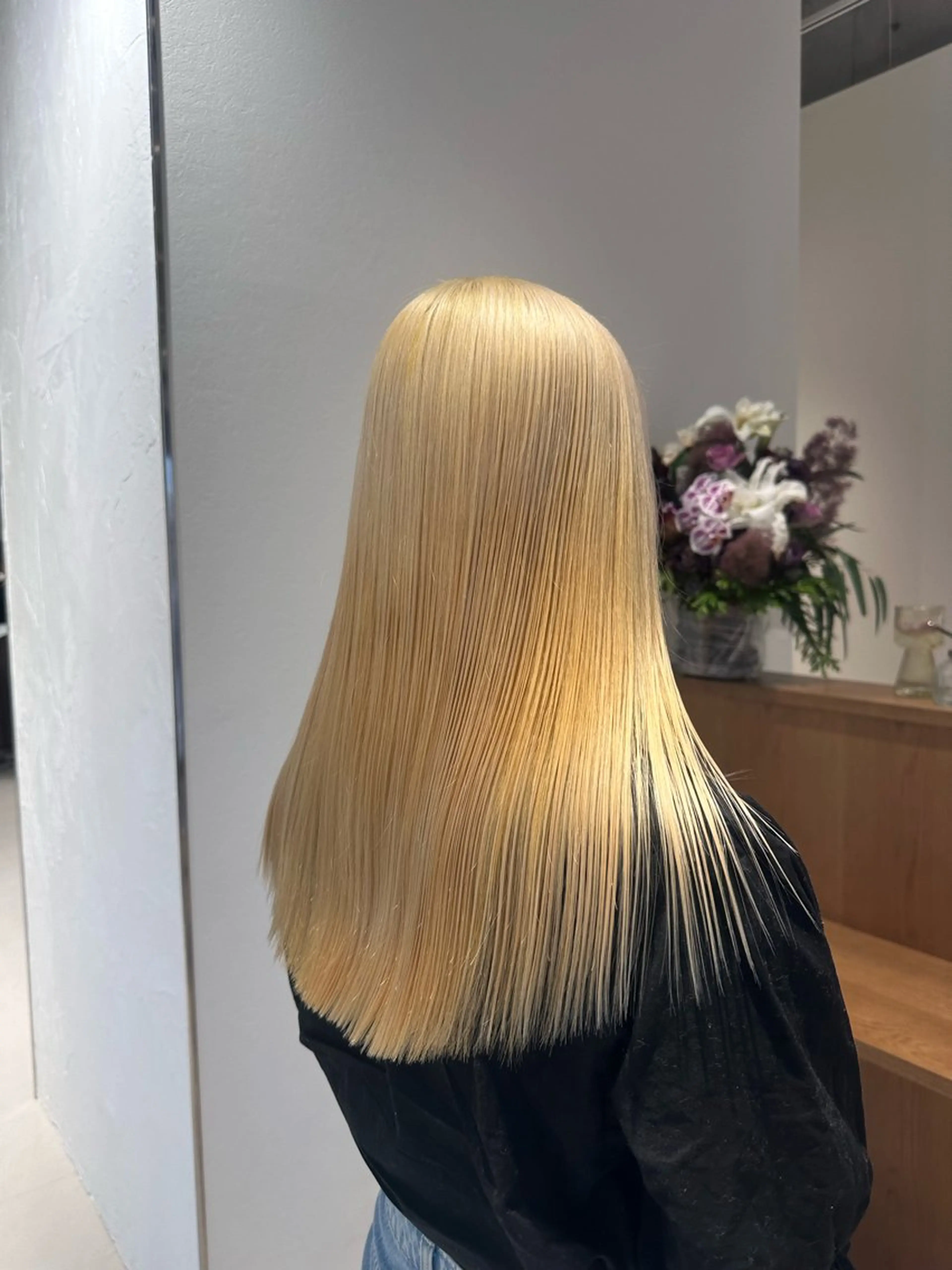 ロング カラー ブロンド ブリーチカラー/ベー ジュ/Hono🦖のヘアスタイル