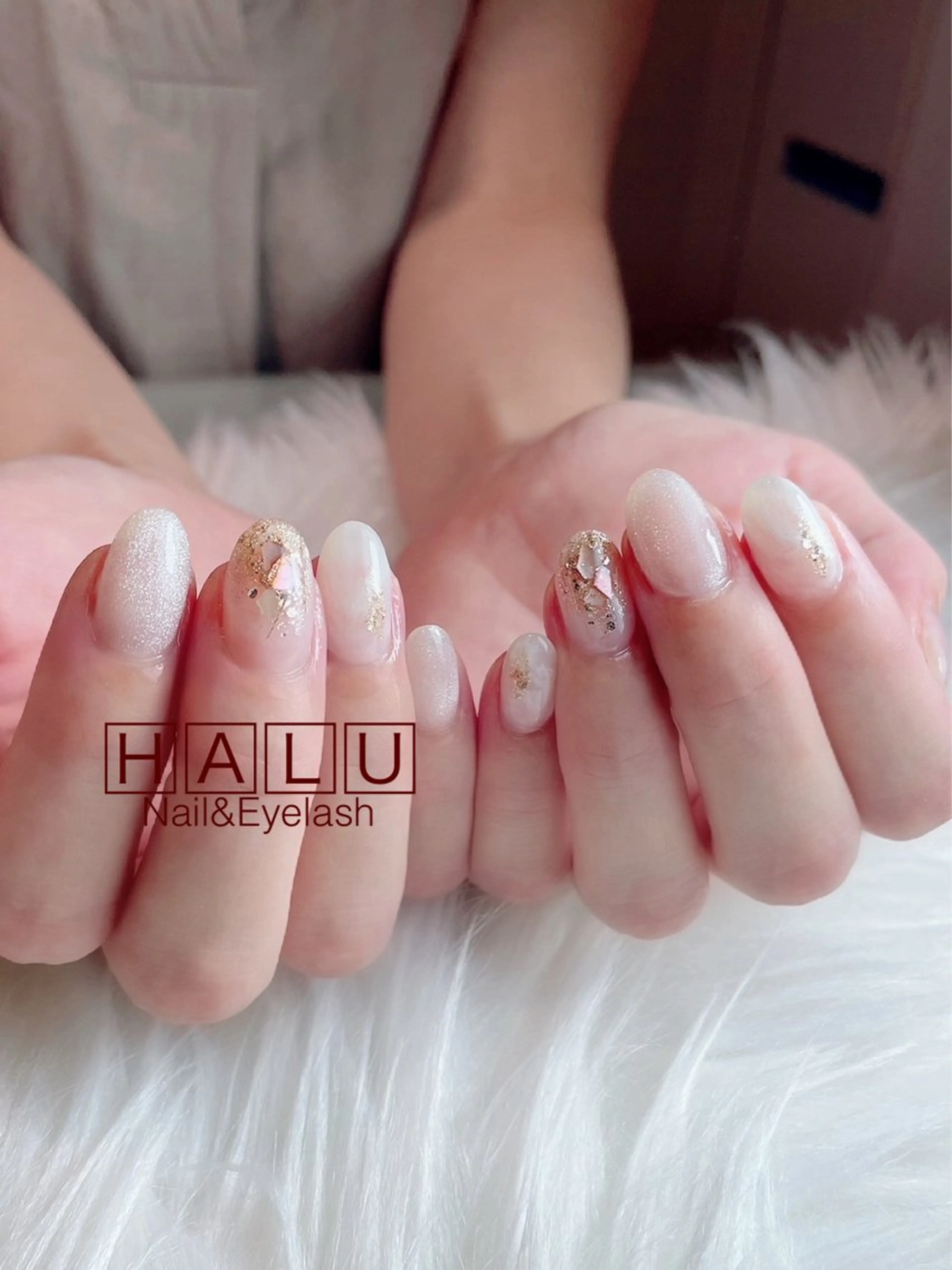 ネイル ゴールド ハンドネイル フットネイル HALU ハルのネイルデザイン