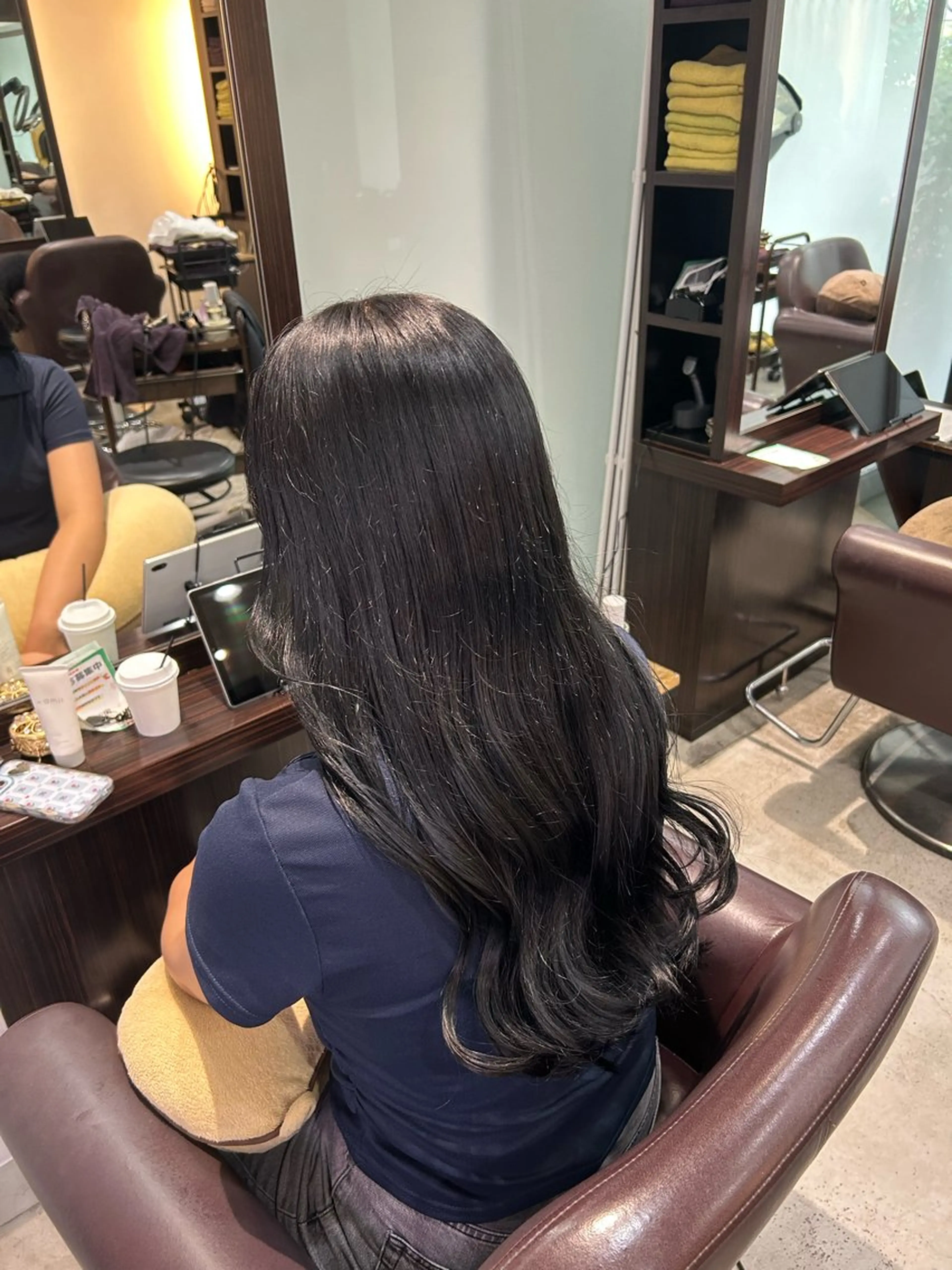 ロング カラー 黒髪 坂本奈都美 🎀のヘアスタイル