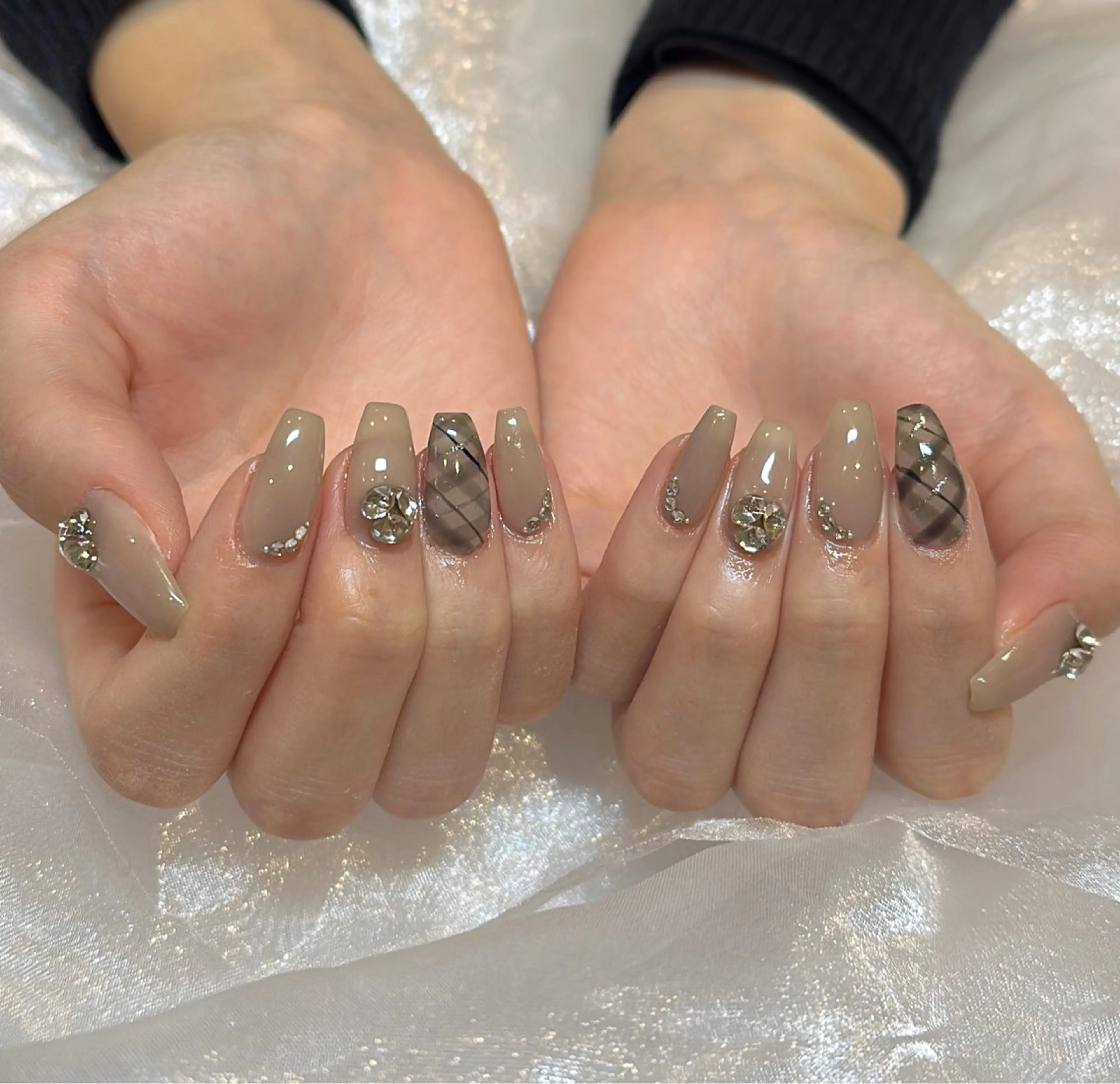 ネイル ハンドネイル She nail studio 原宿店所属・🧸原宿の美フォルム ネイリスト🧸いいだのネイルデザイン