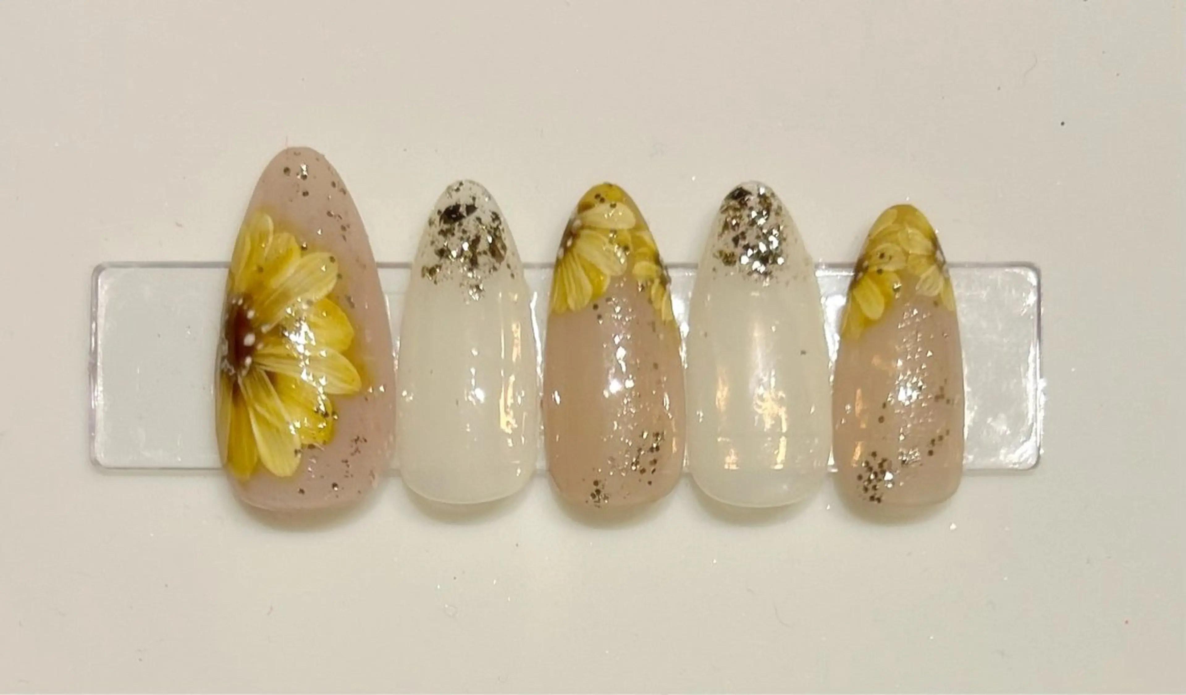 ネイル ハンドネイル nail salon pearのネイルデザイン
