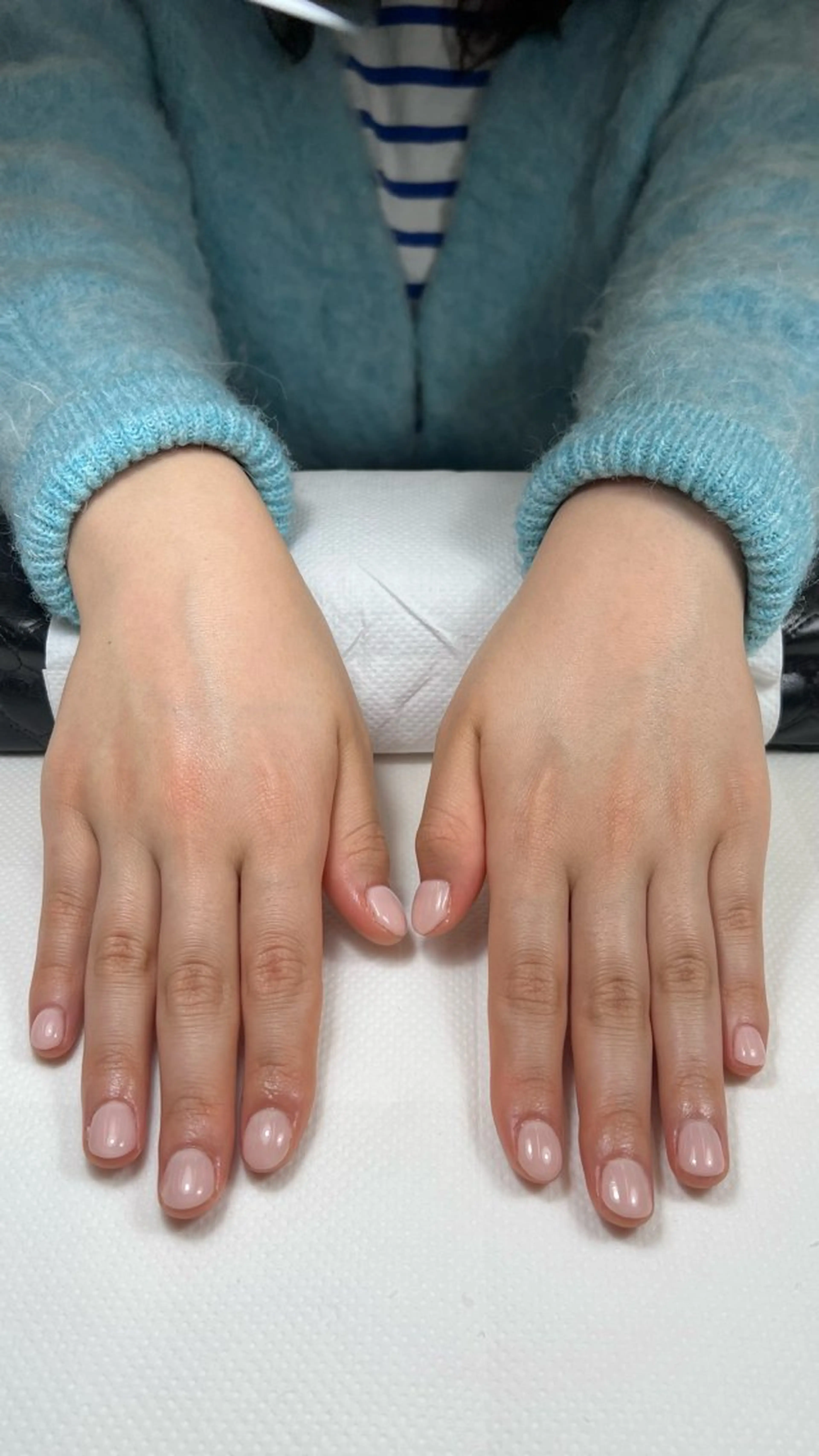 ネイル 名越 彩花のネイルデザイン