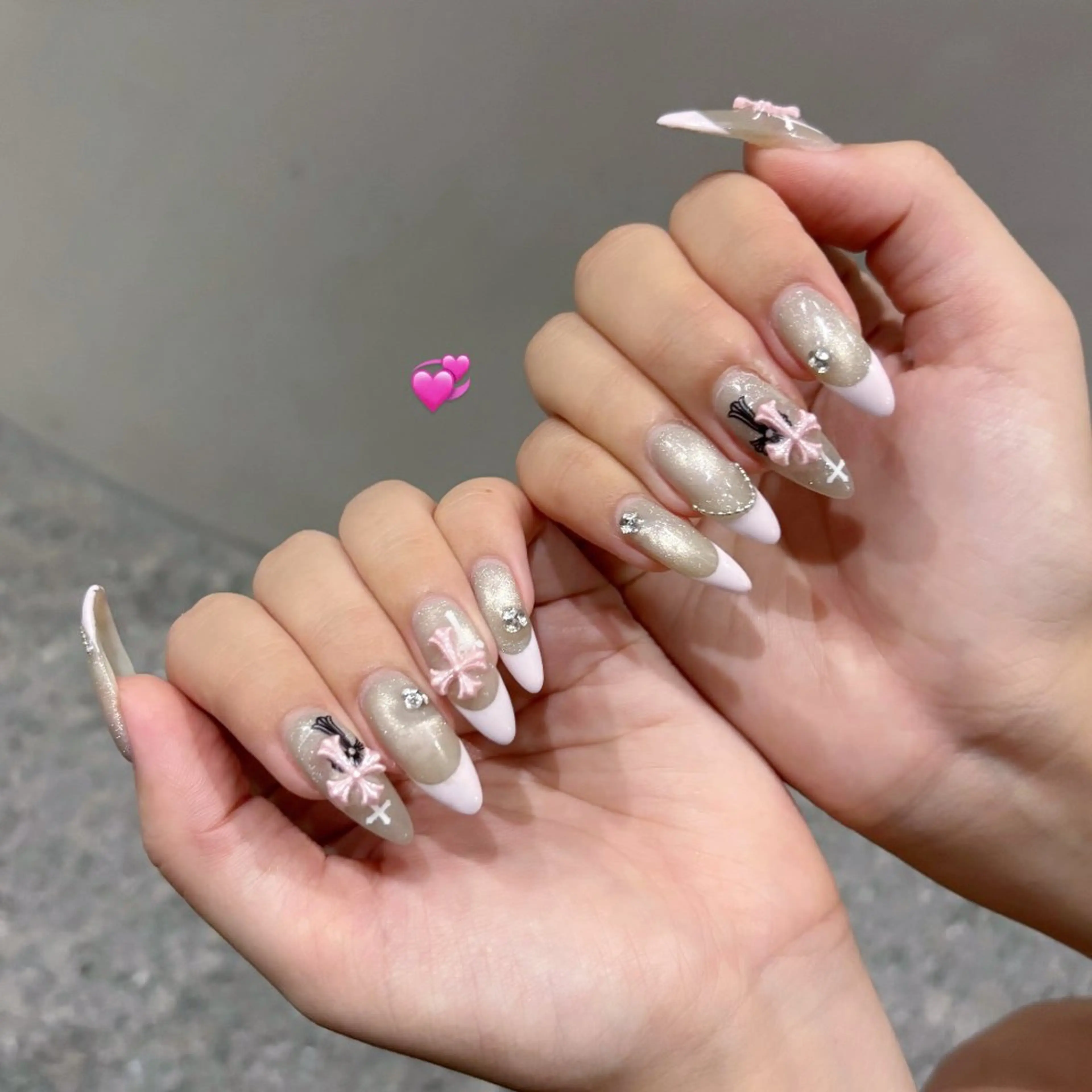 ネイル フットネイル フレンチネイル ジェルネイル ガーリー グラデーション ハンドネイル DigNail Moeのネイルデザイン