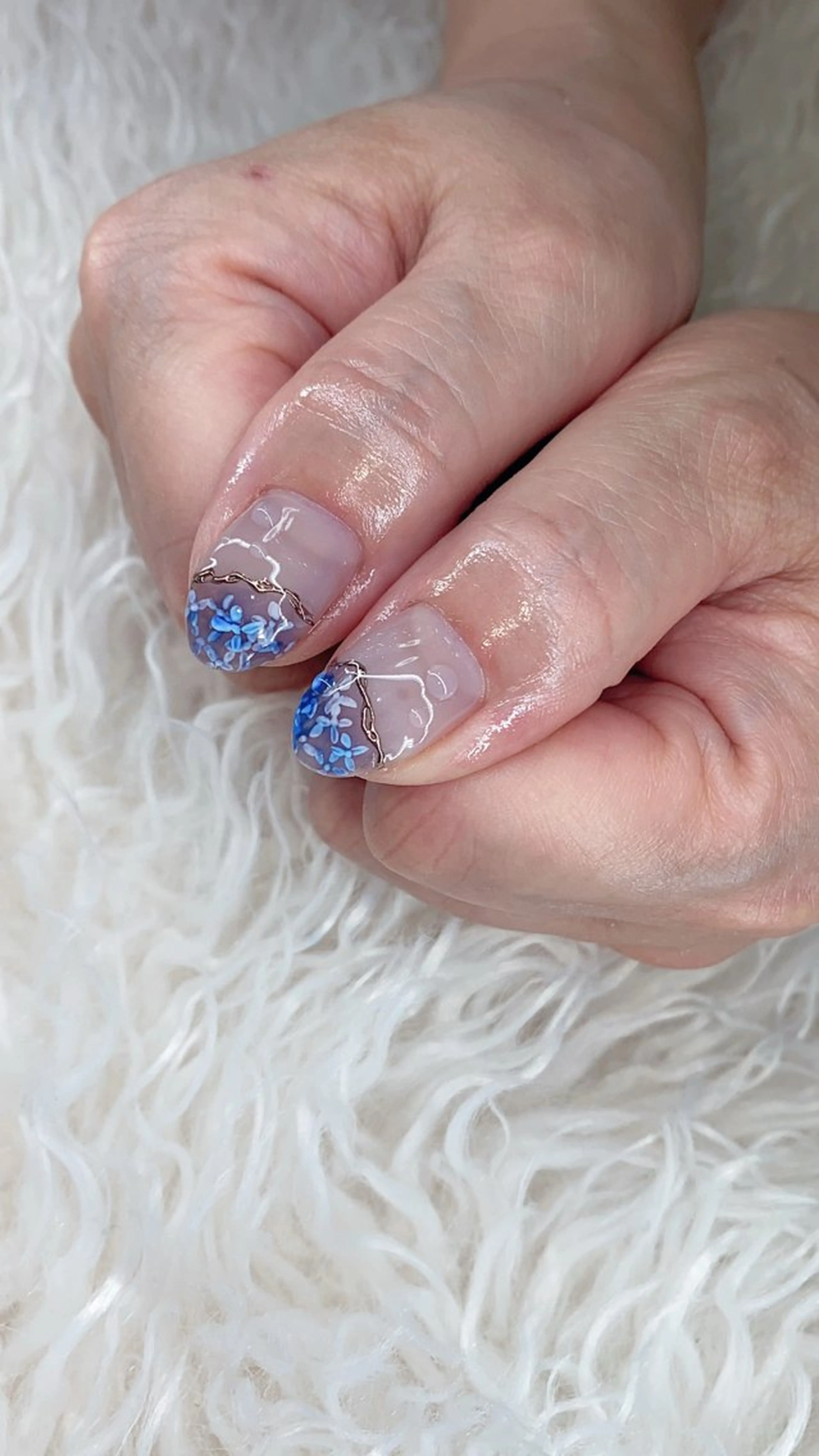 ネイル ハンドネイル n o q r m. n a c h iのネイルデザイン