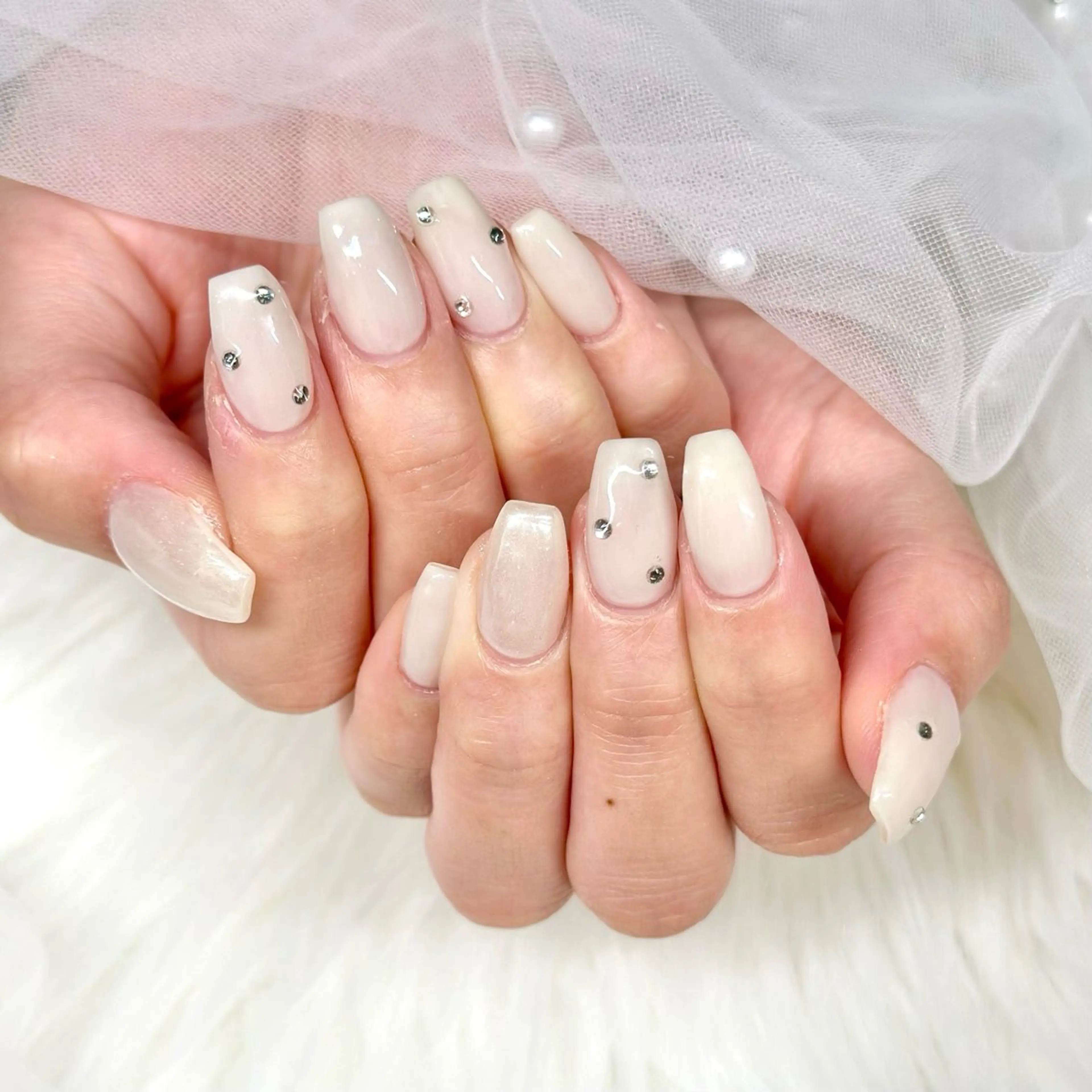 ネイル ハンドネイル フットネイル MIGHTY COLORのネイルデザイン