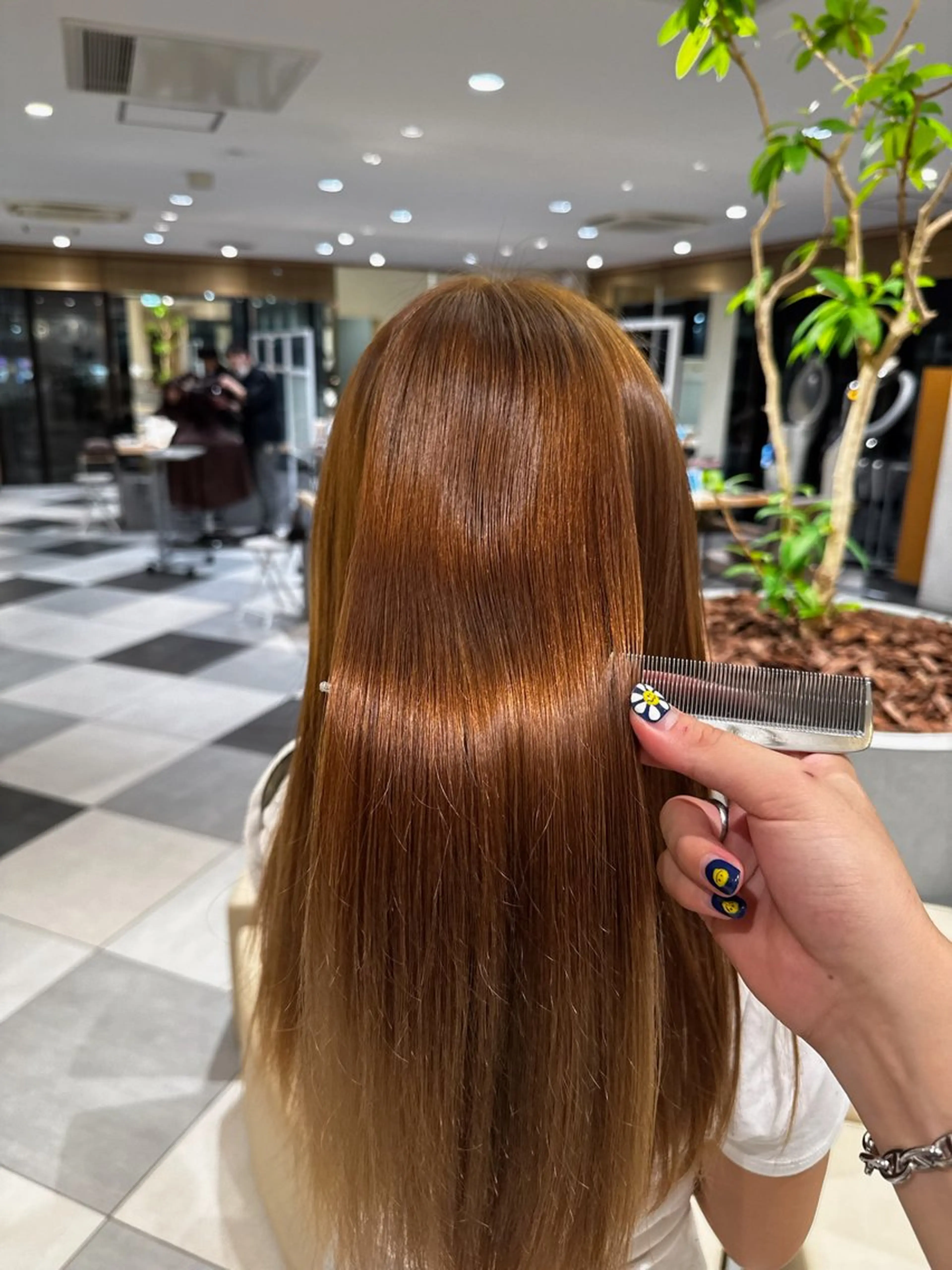 ロング 縮毛矯正 トリートメント 野里 来希のヘアスタイル